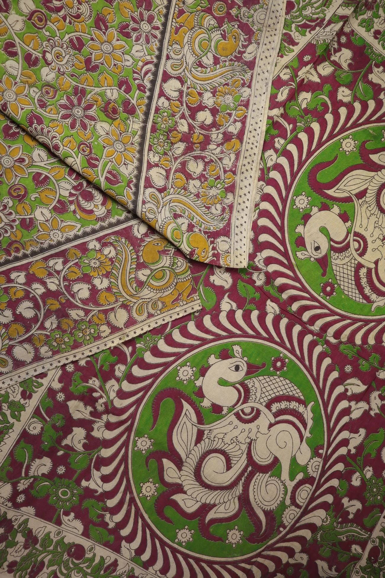 green-flower-peacock-kalamkari-saree-kk001360-b