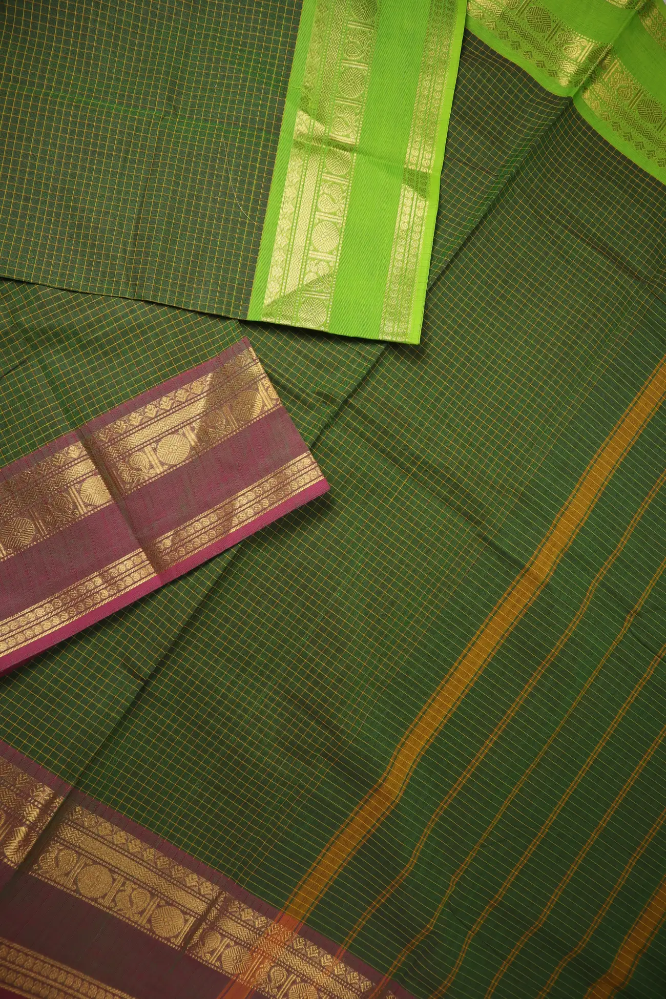 green-peacock-checked-saree-ck002798-b