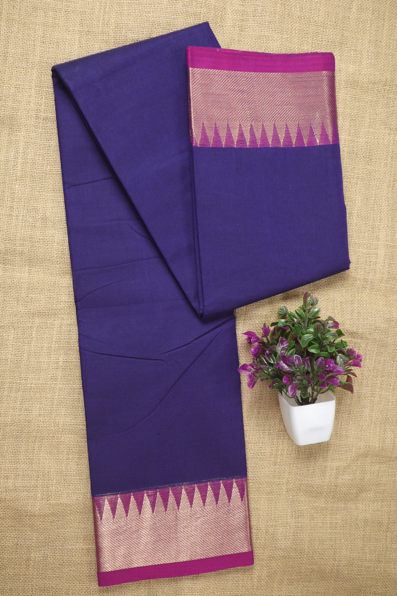 navy-temple-malarkodi-saree-mk008311-a