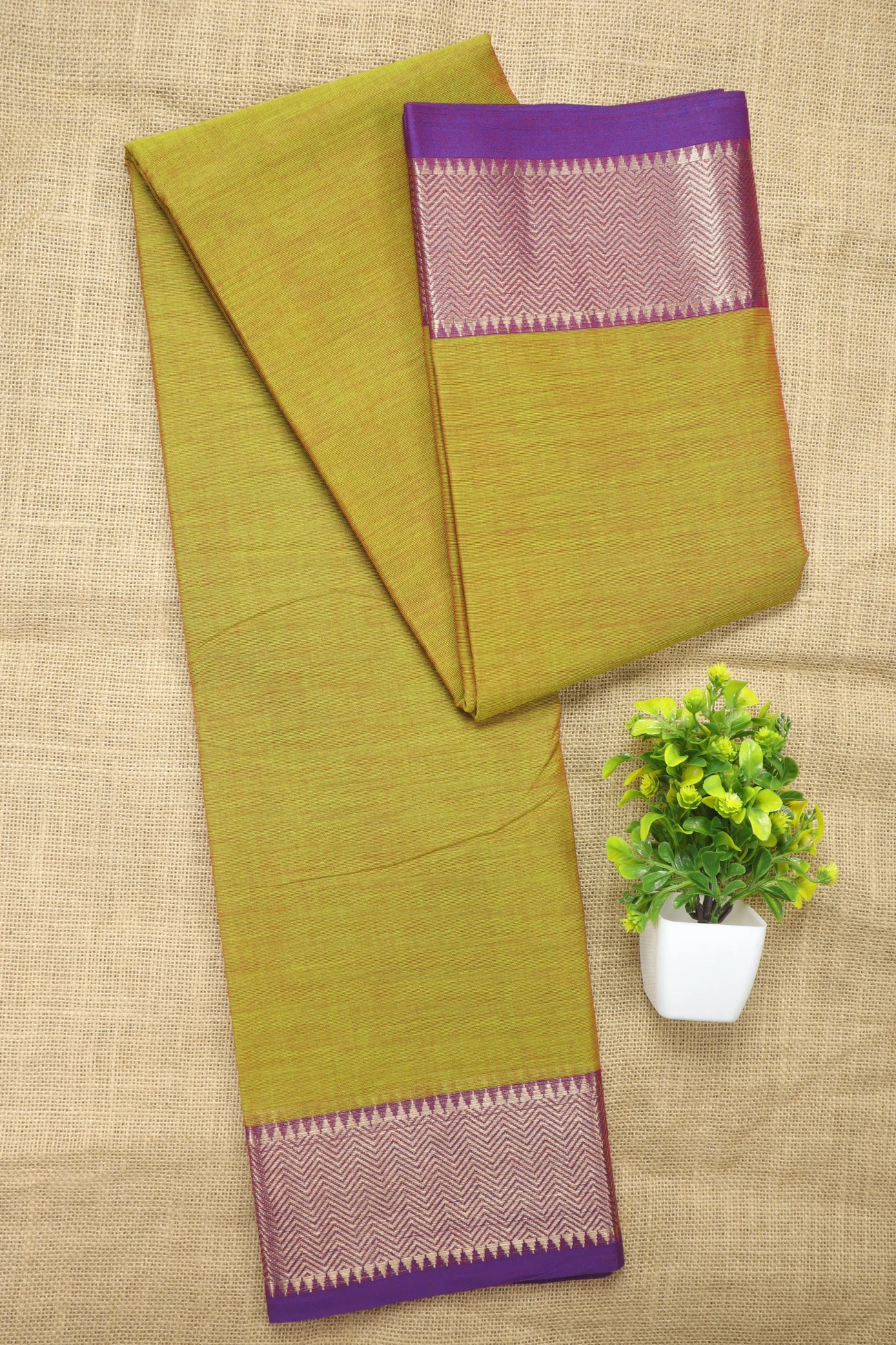 green-yellow-zigzag-malarkodi-saree-mk008296-a