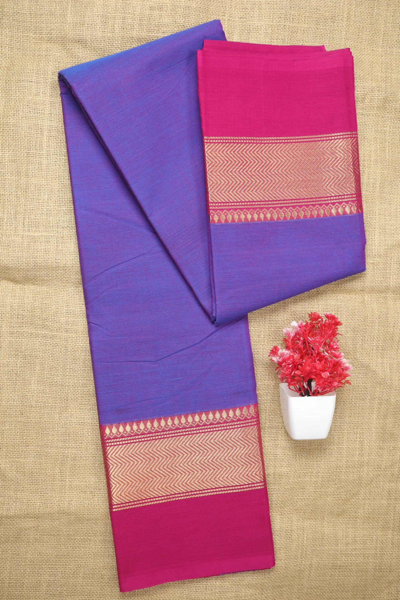 dark-slate-blue-zigzag-malarkodi-saree-mk008297-a