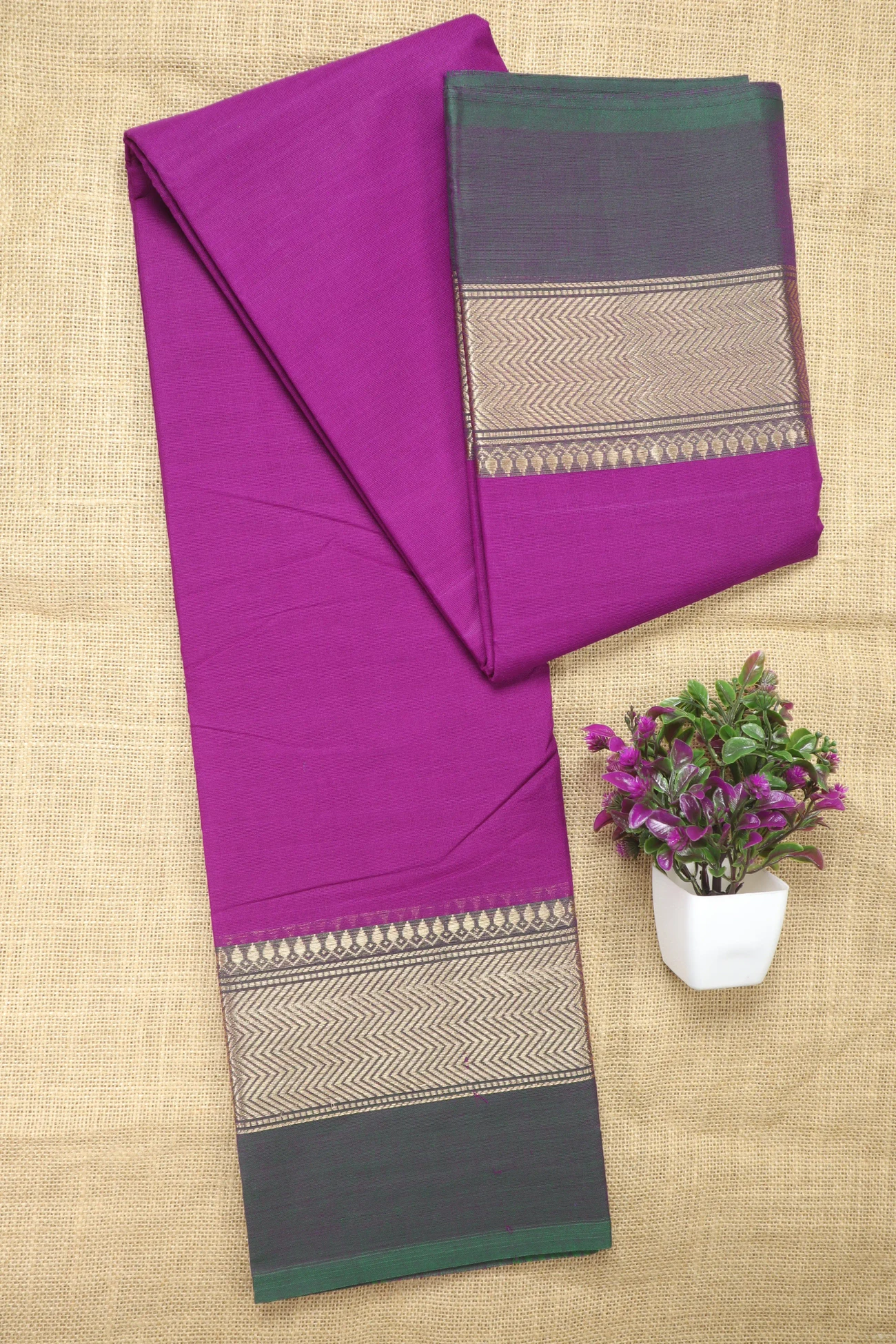 violet-zigzag-malarkodi-saree-mk008294-a