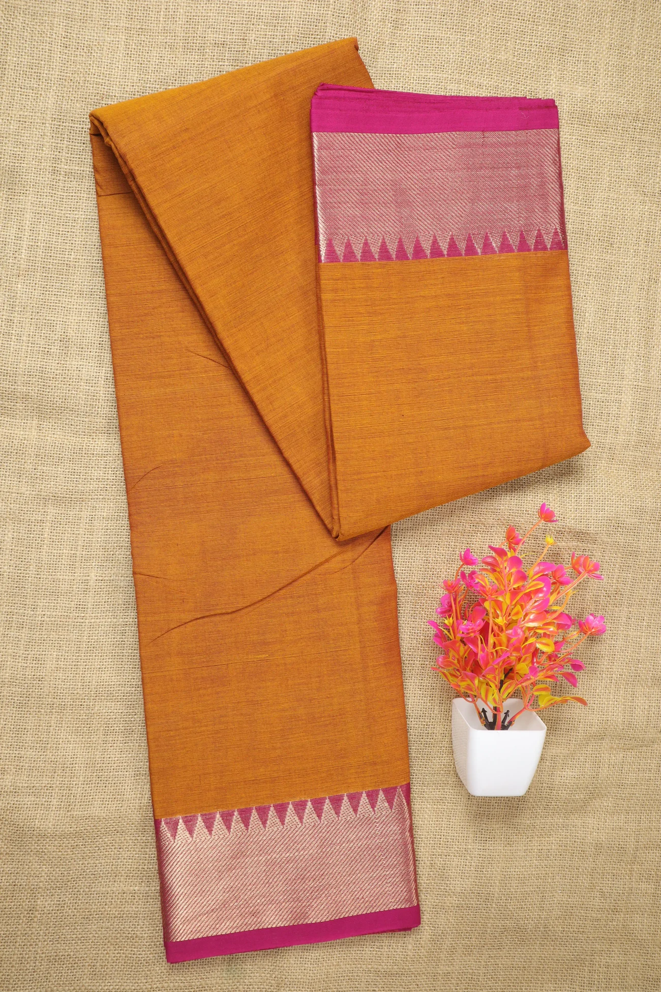 orange-temple-malarkodi-saree-mk008284-a