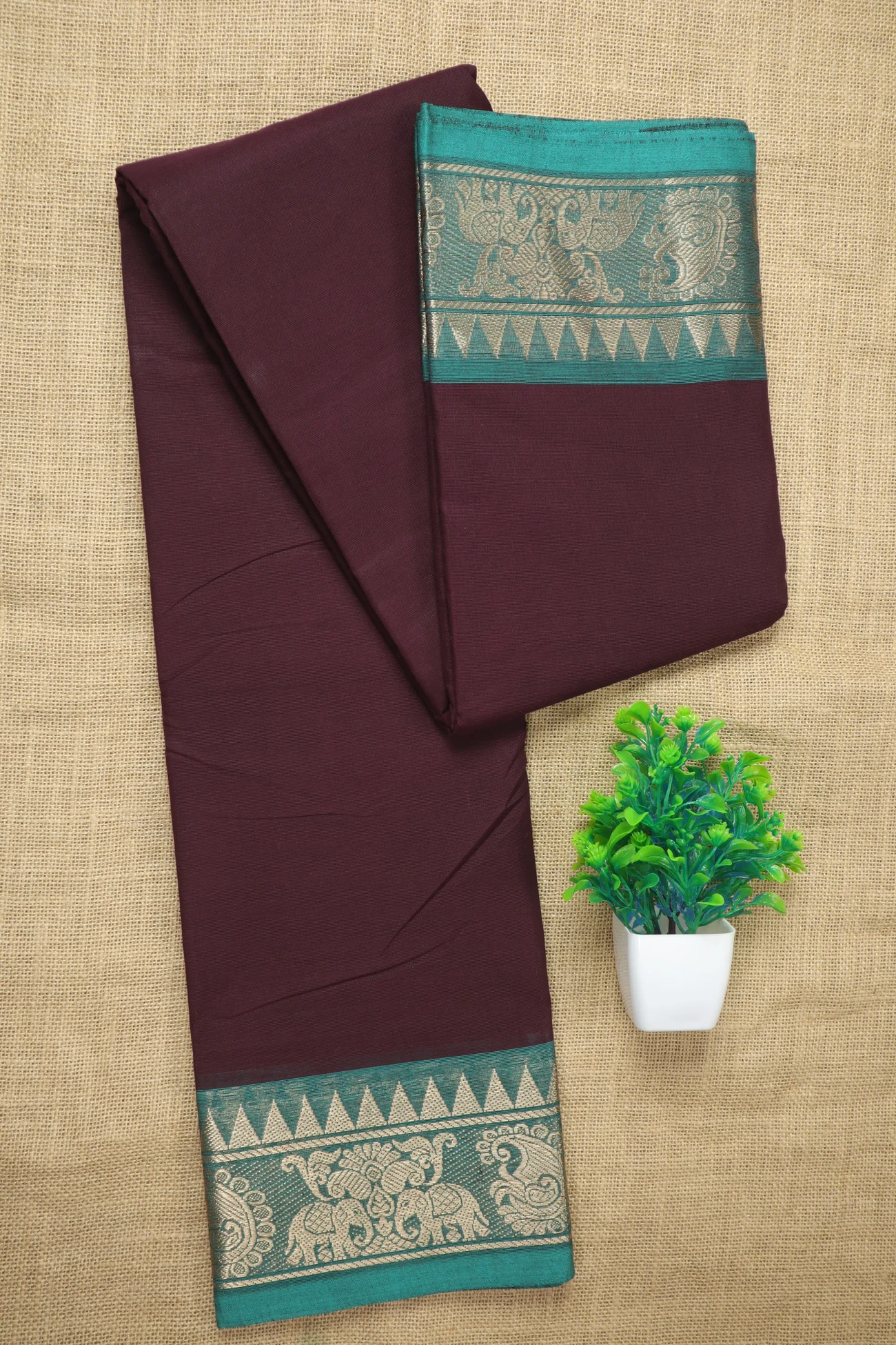 coffee-brown-temple-malarkodi-saree-mk008325-a