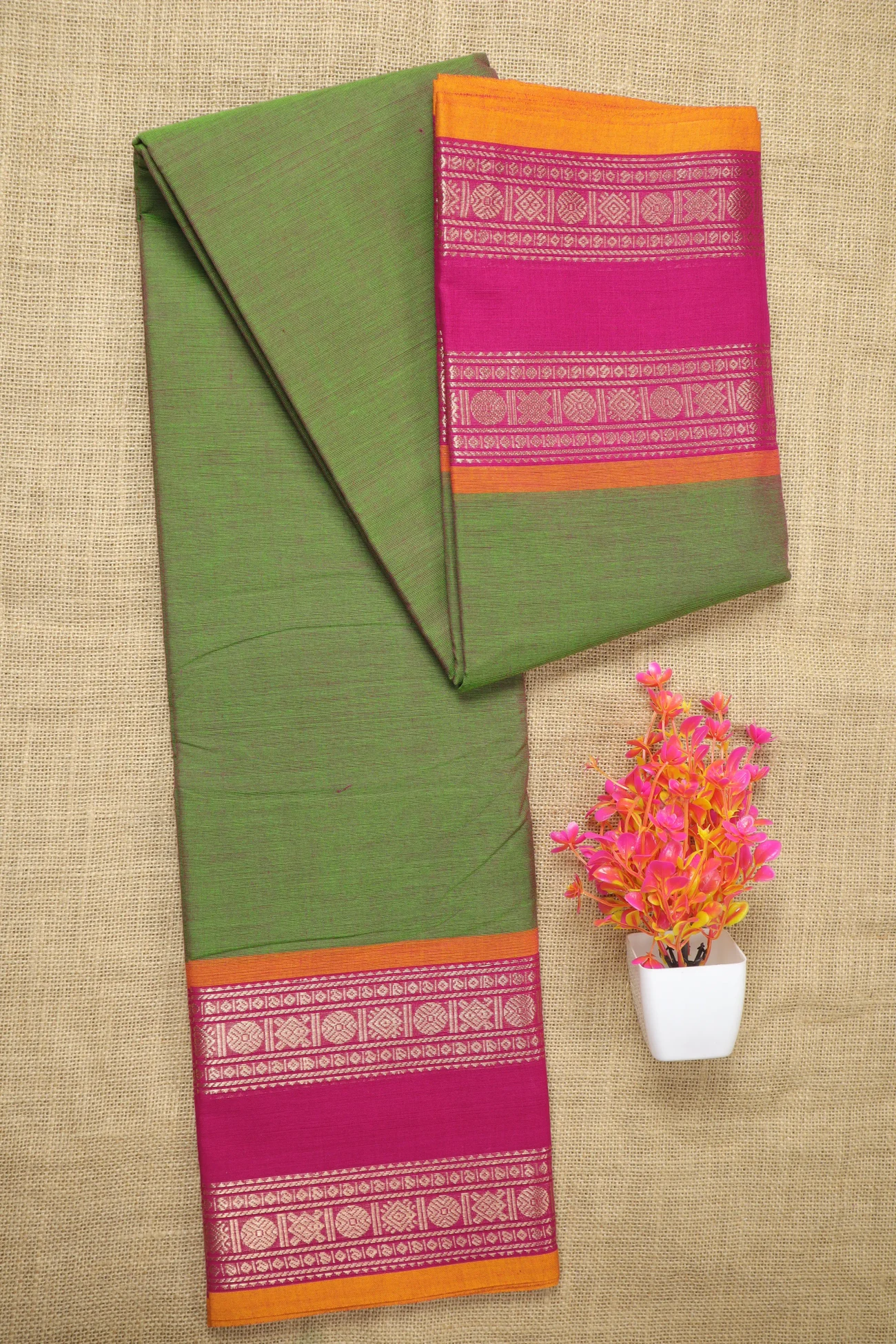 light-green-ruthratcham-malarkodi-saree-mk008252-a