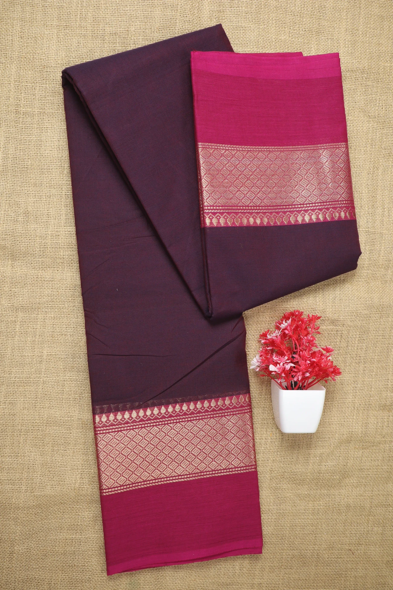 dark-maroon-leaf-malarkodi-saree-mk008278-a