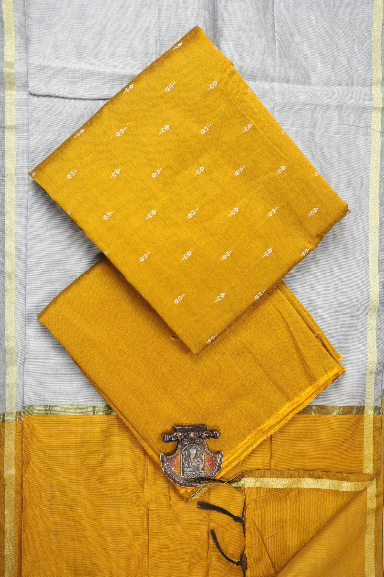 mustard-buttas-ethnic-set-cc000132-a