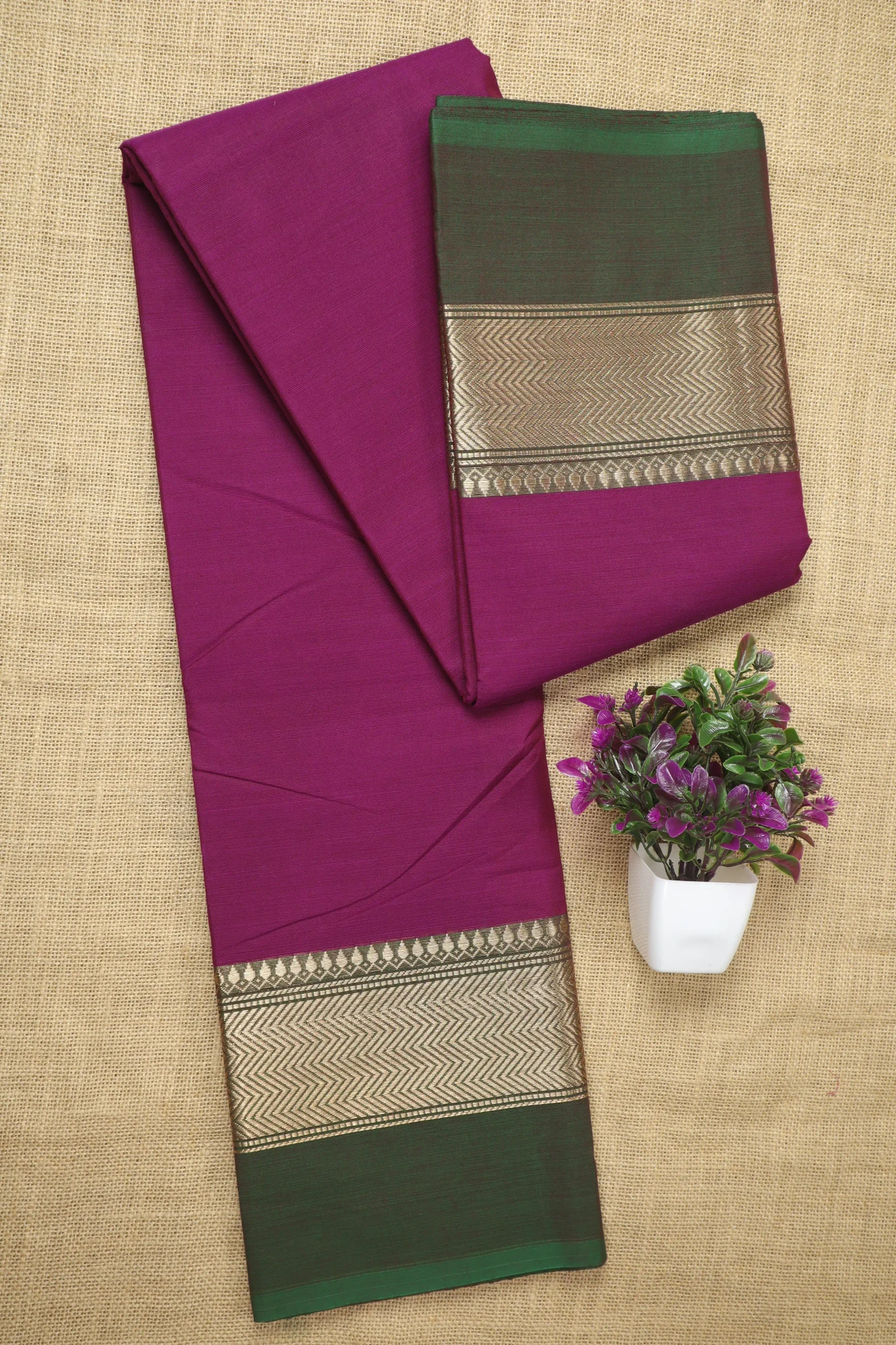magenta-zigzag-malarkodi-saree-mk008302-a