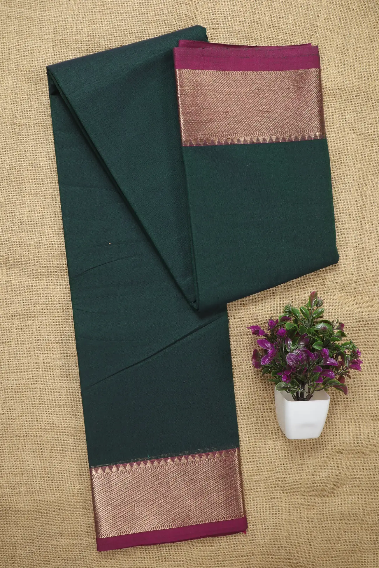 dark-green-bavanji-border-malarkodi-saree-mk008254-a
