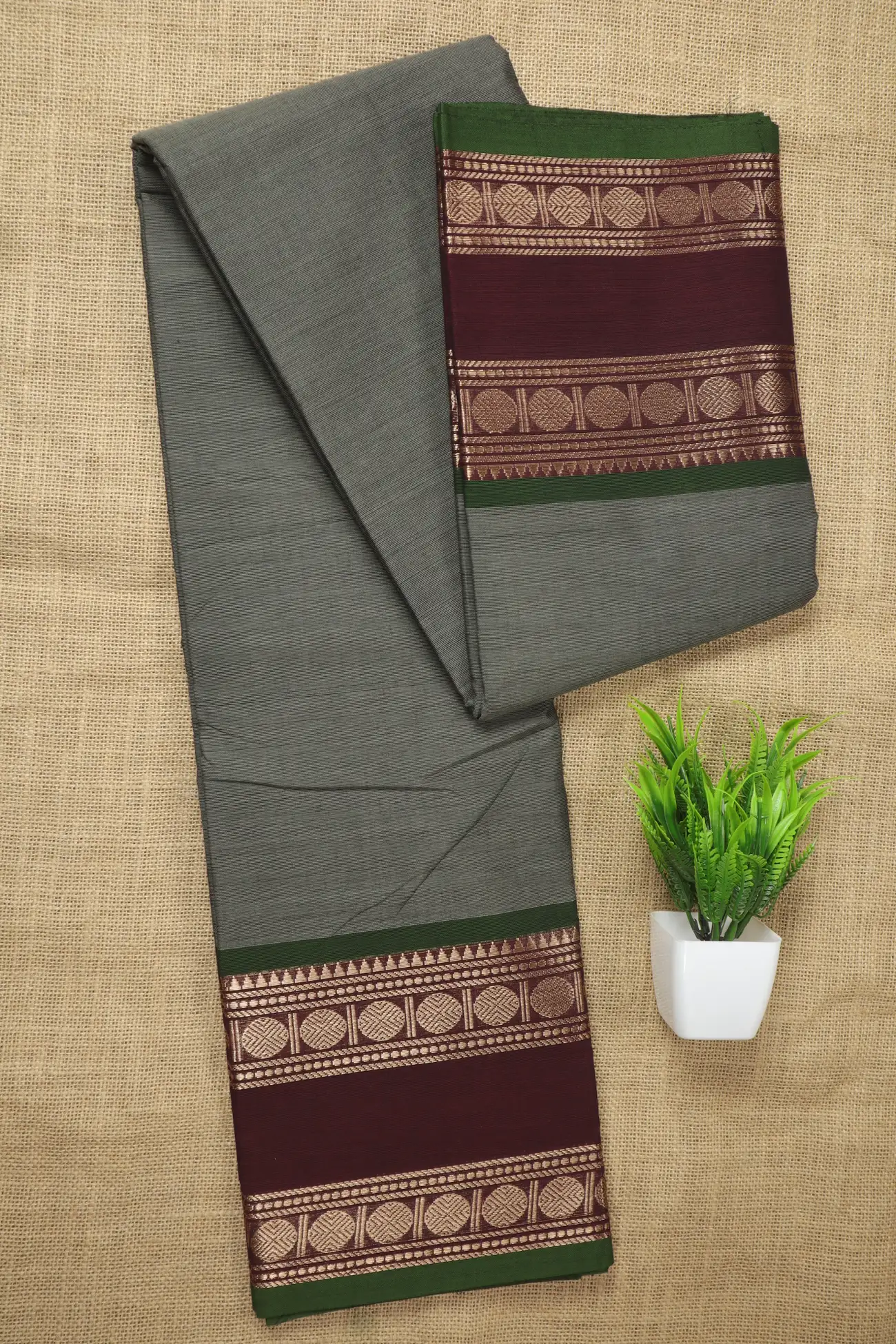 gray-ruthratcham-malarkodi-saree-mk008318-a