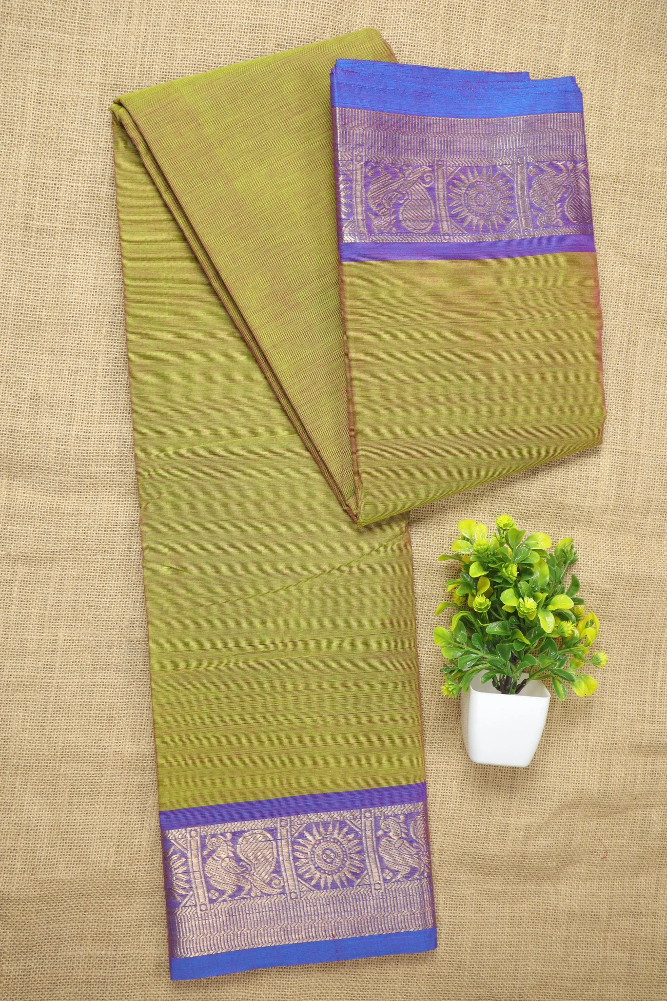light-green-peacock-malarkodi-saree-mk008319-a