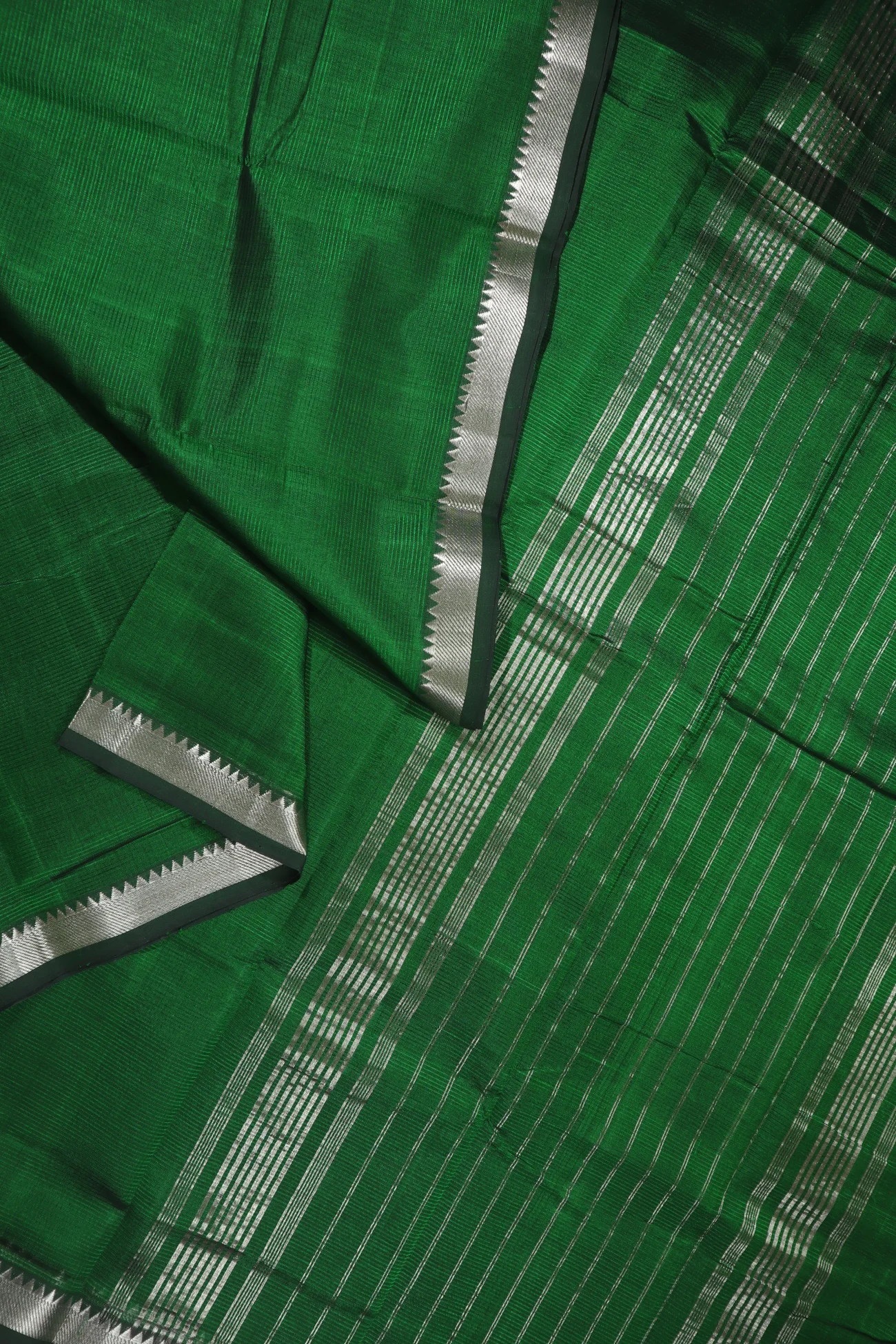 dark-green-bavanji-border-mangalagiri-silk-cotton-saree-mls000590-b