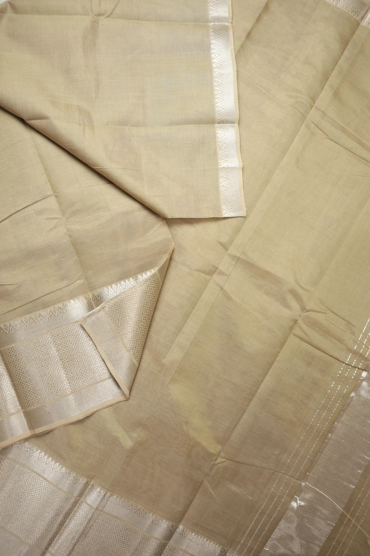 ivory-flower-mangalagiri-silk-cotton-mls000621-b