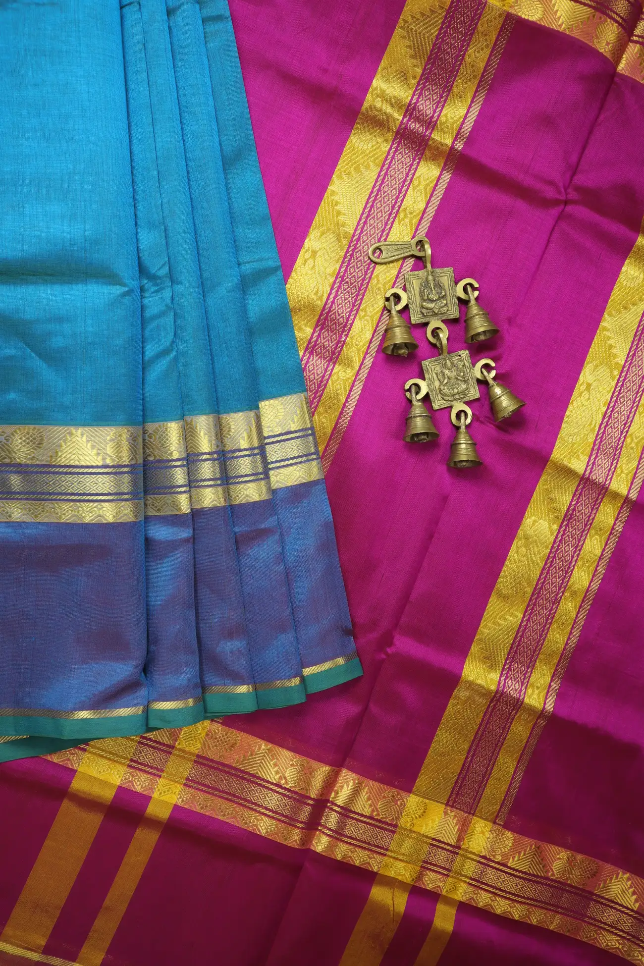 deep-sky-blue-peacock-temple-kanchi-silk-cotton-saree-sc003054-a