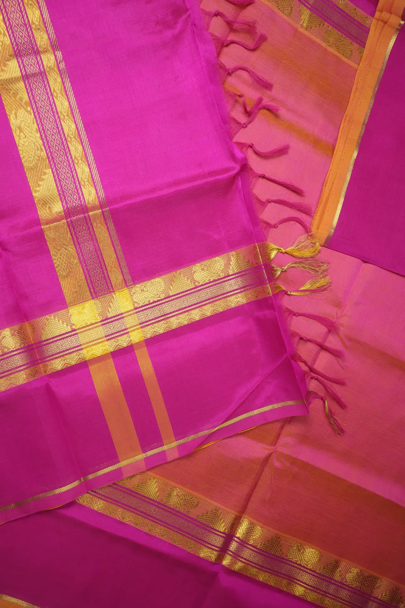 coral-peacock-temple-kanchi-silk-cotton-saree-sc003057-d