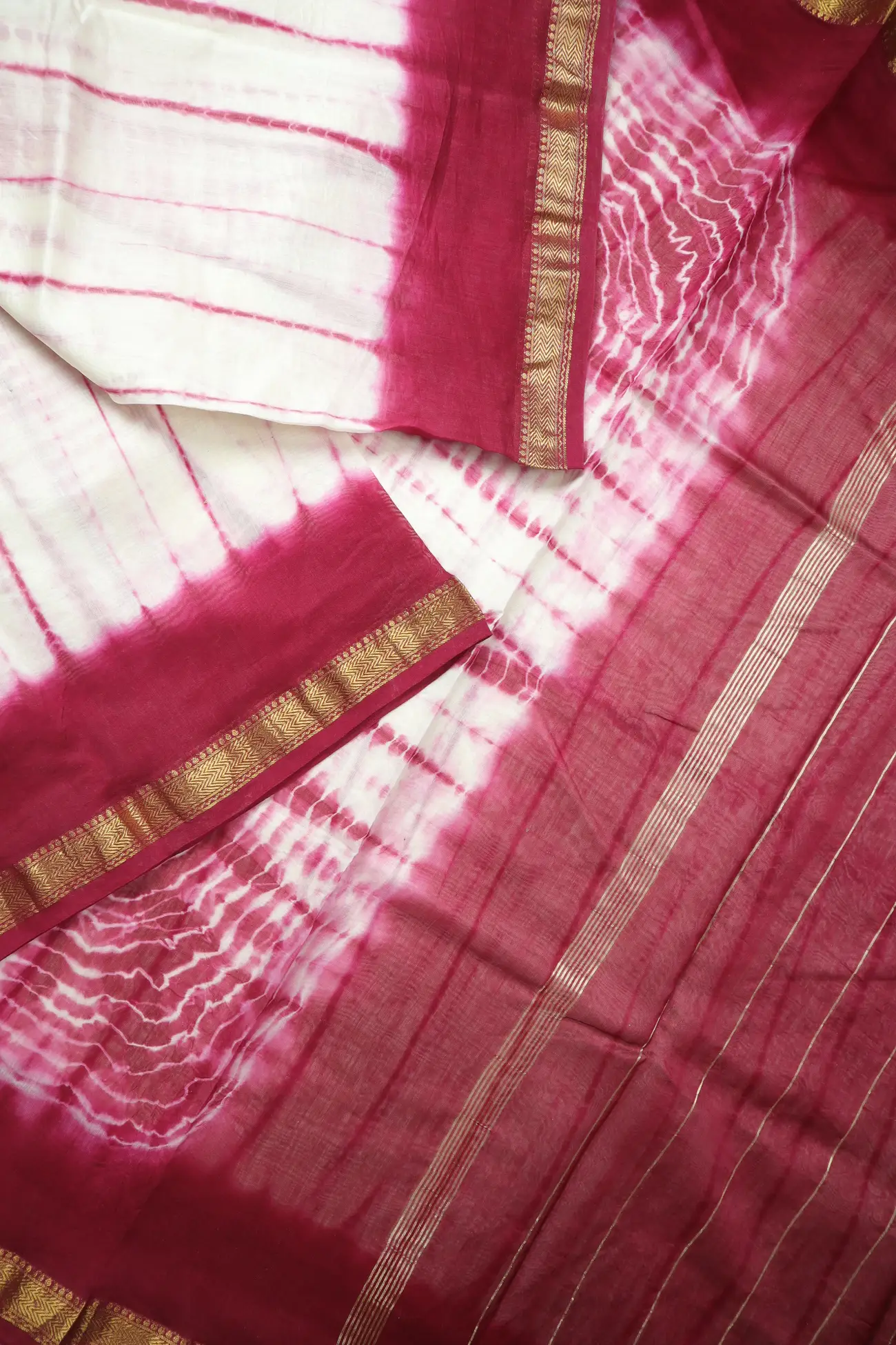 off-white-batik-maheshwari-silk-cotton-mh000303-b