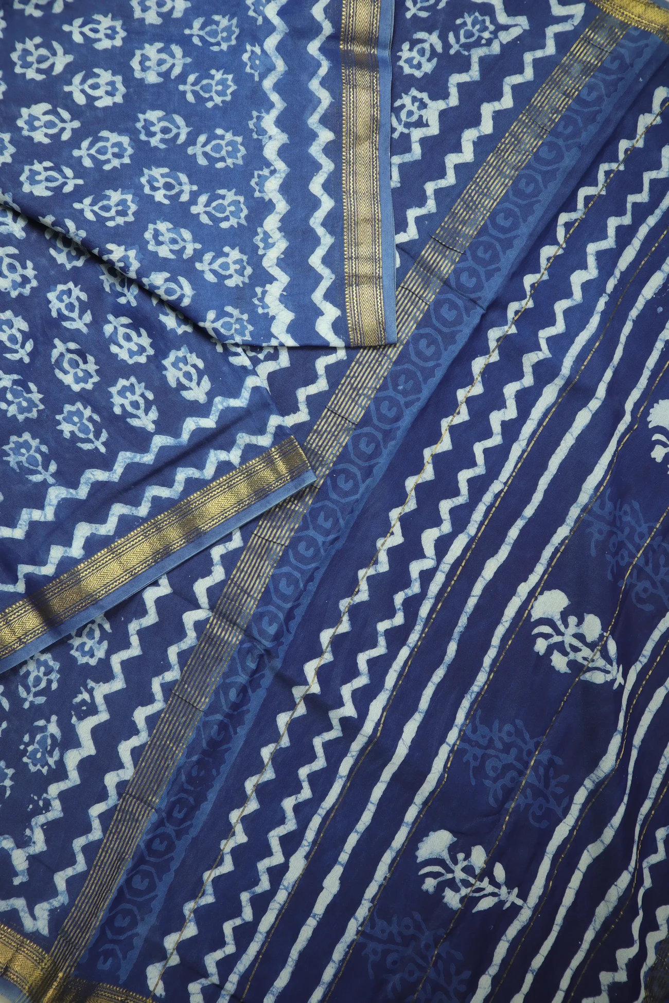 royal-blue-flower-maheshwari-silk-cotton-mh000307-b
