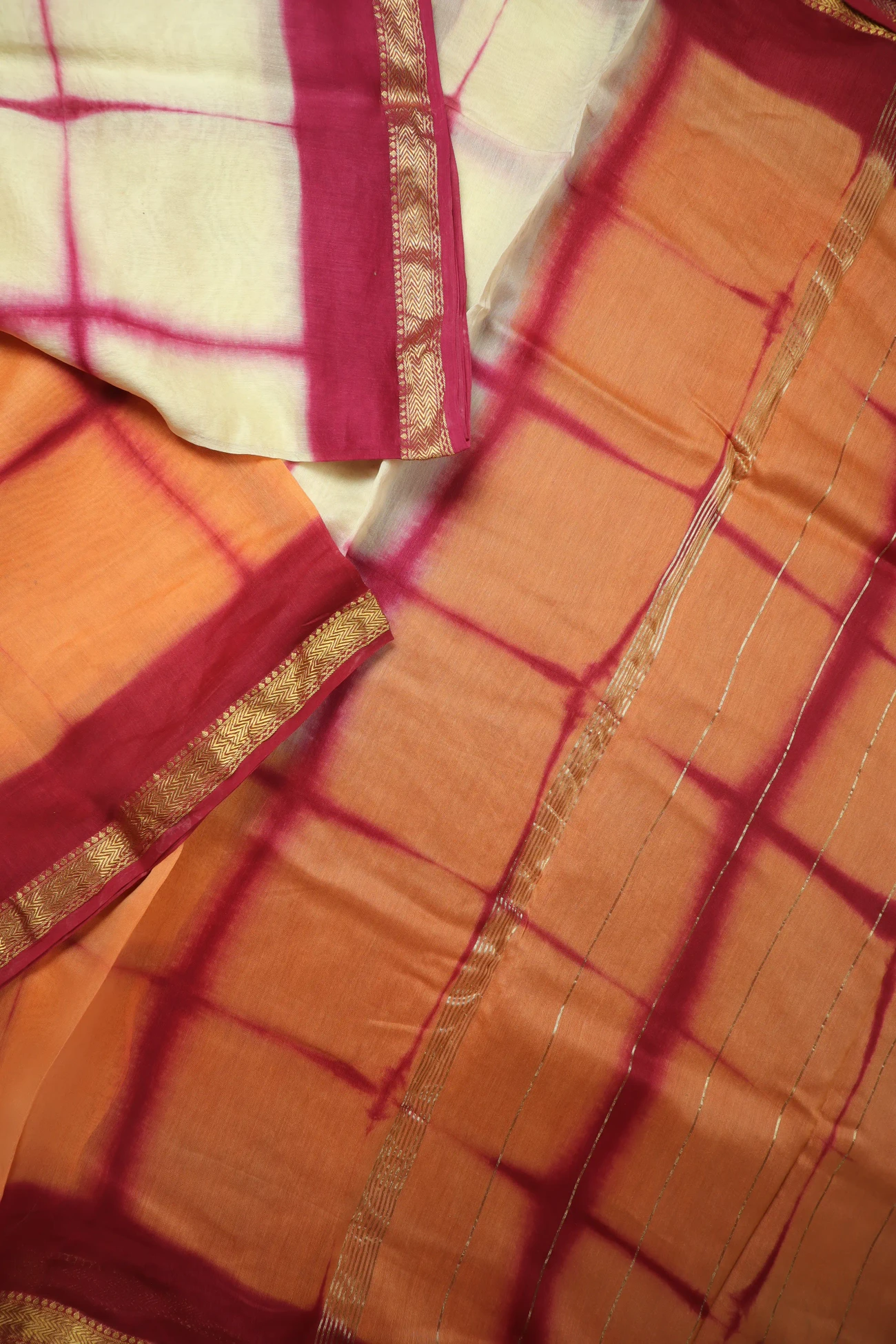 orange-batik-maheshwari-silk-cotton-mh000326-b