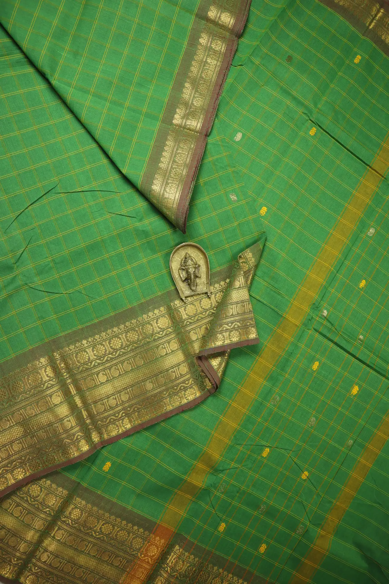 green-mango-checked-saree-ck002803-a