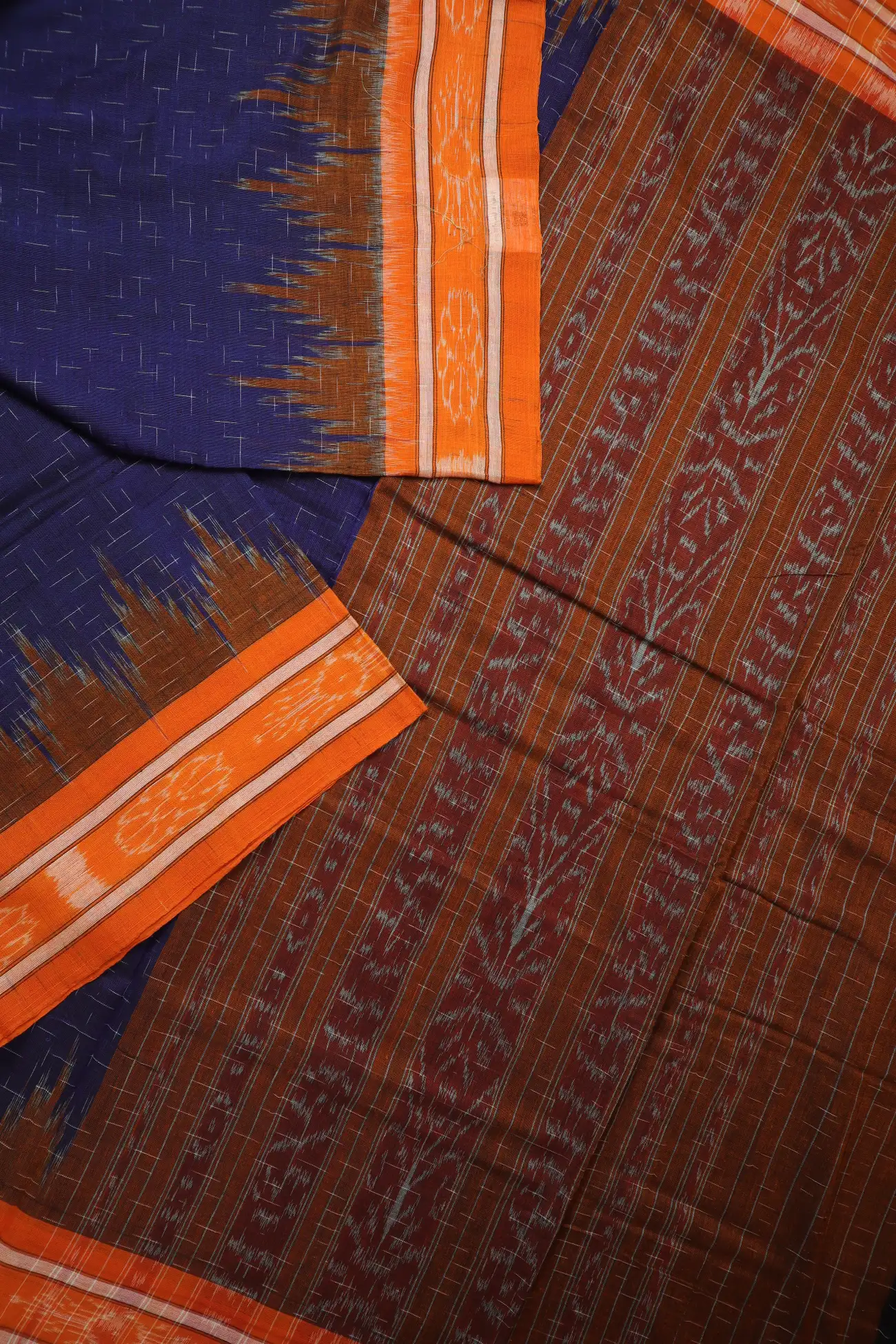 blue-ikat-temple-pochampally-saree-is001420-b