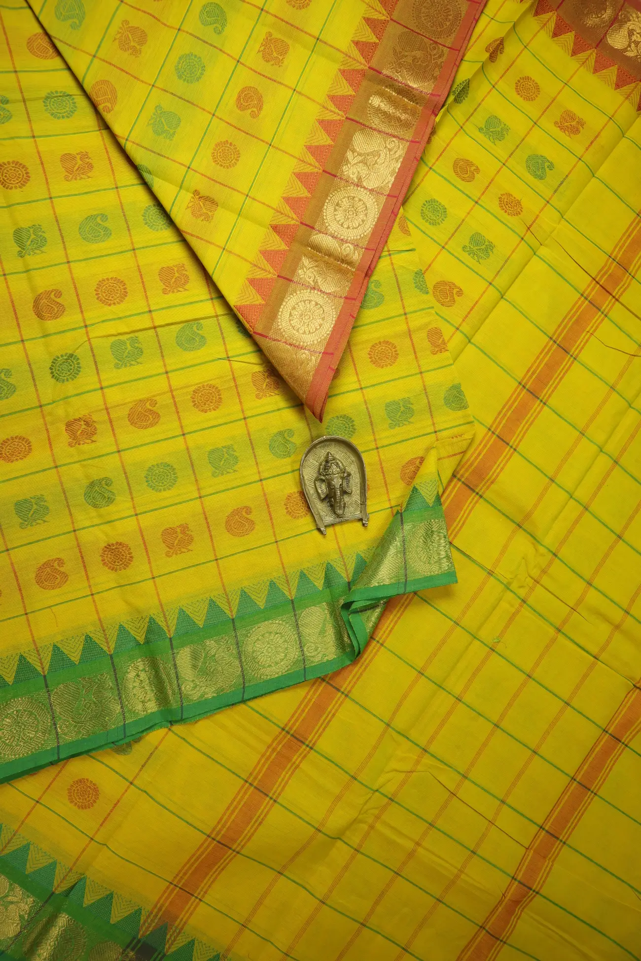 yellow-green-vanasingaram-kanchi-cotton-saree-uu005552-a