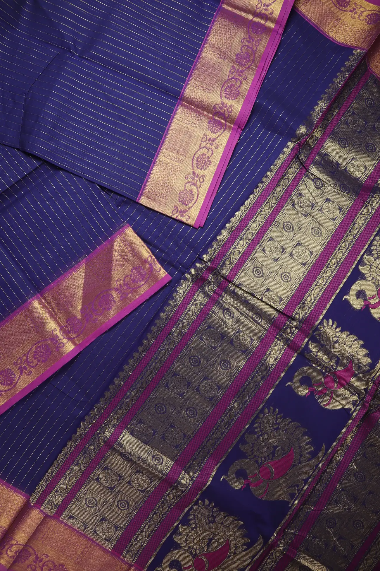 indigo-flower-kanchi-cotton-saree-uu005613-b