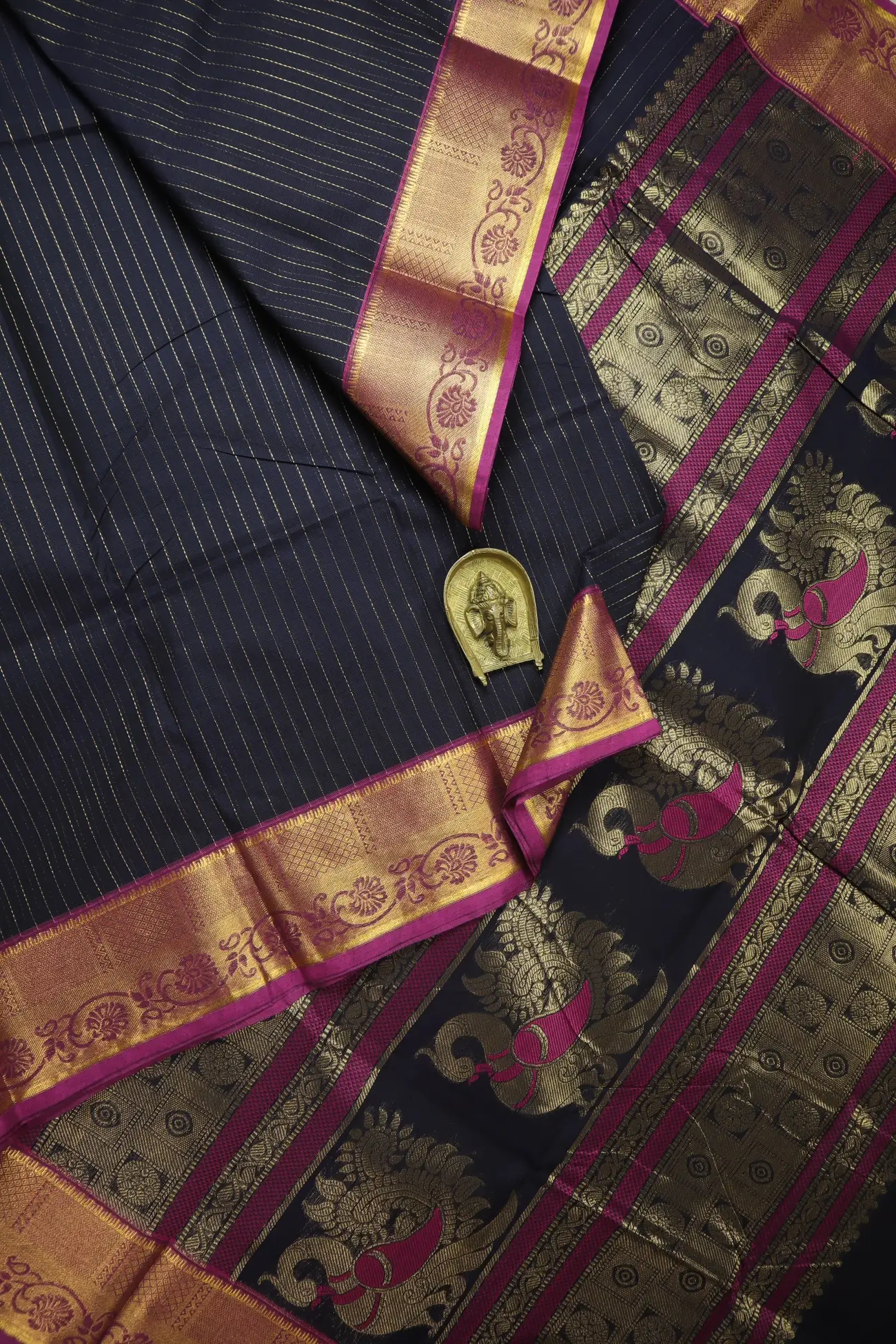 navy-flower-kanchi-cotton-saree-uu005612-a