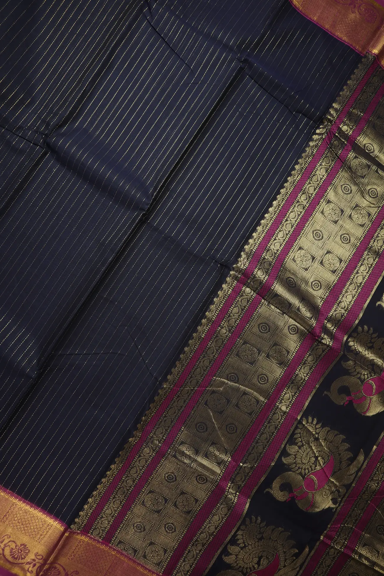 navy-flower-kanchi-cotton-saree-uu005612-c