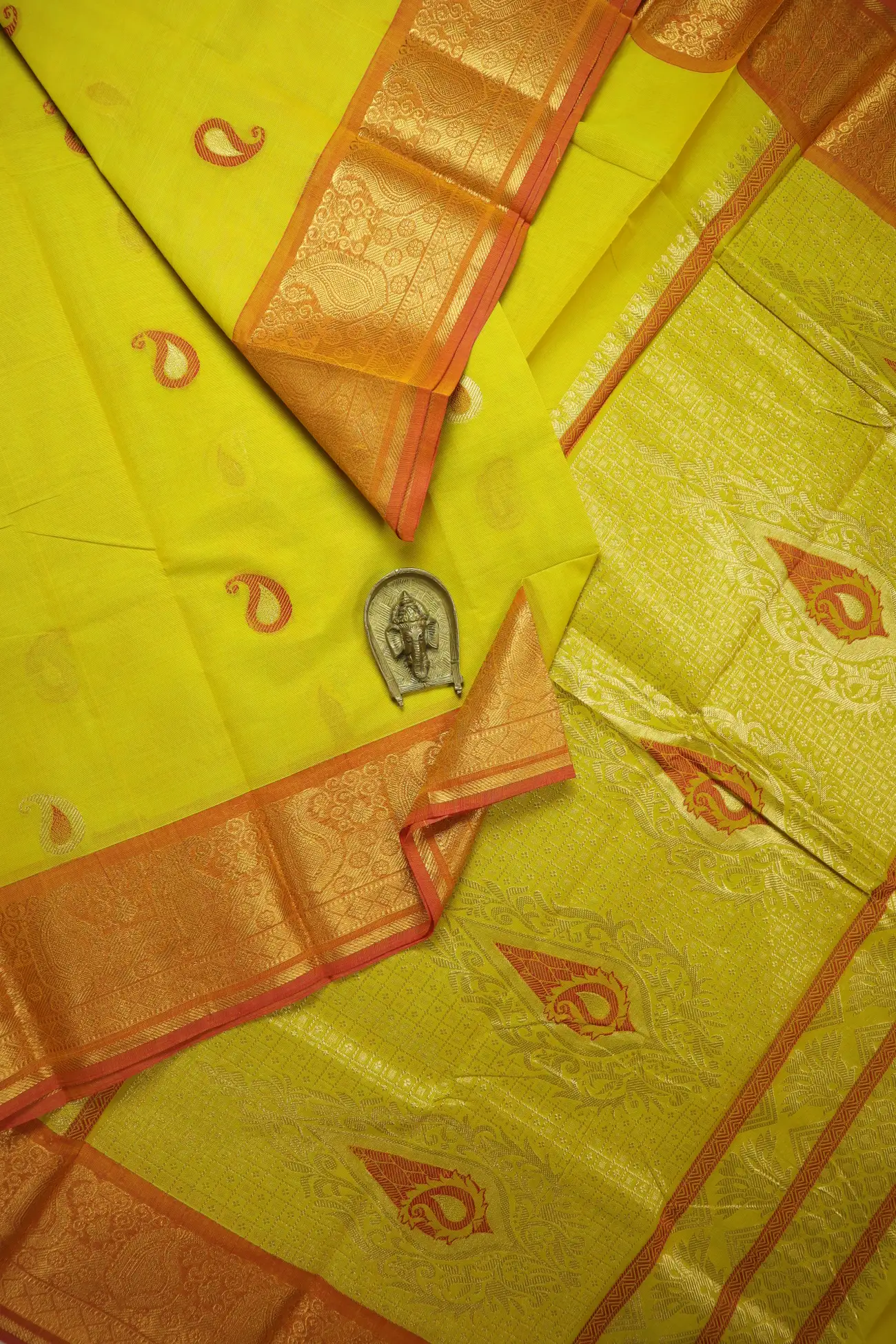 yellow-mango-kanchi-cotton-saree-uu005607-a