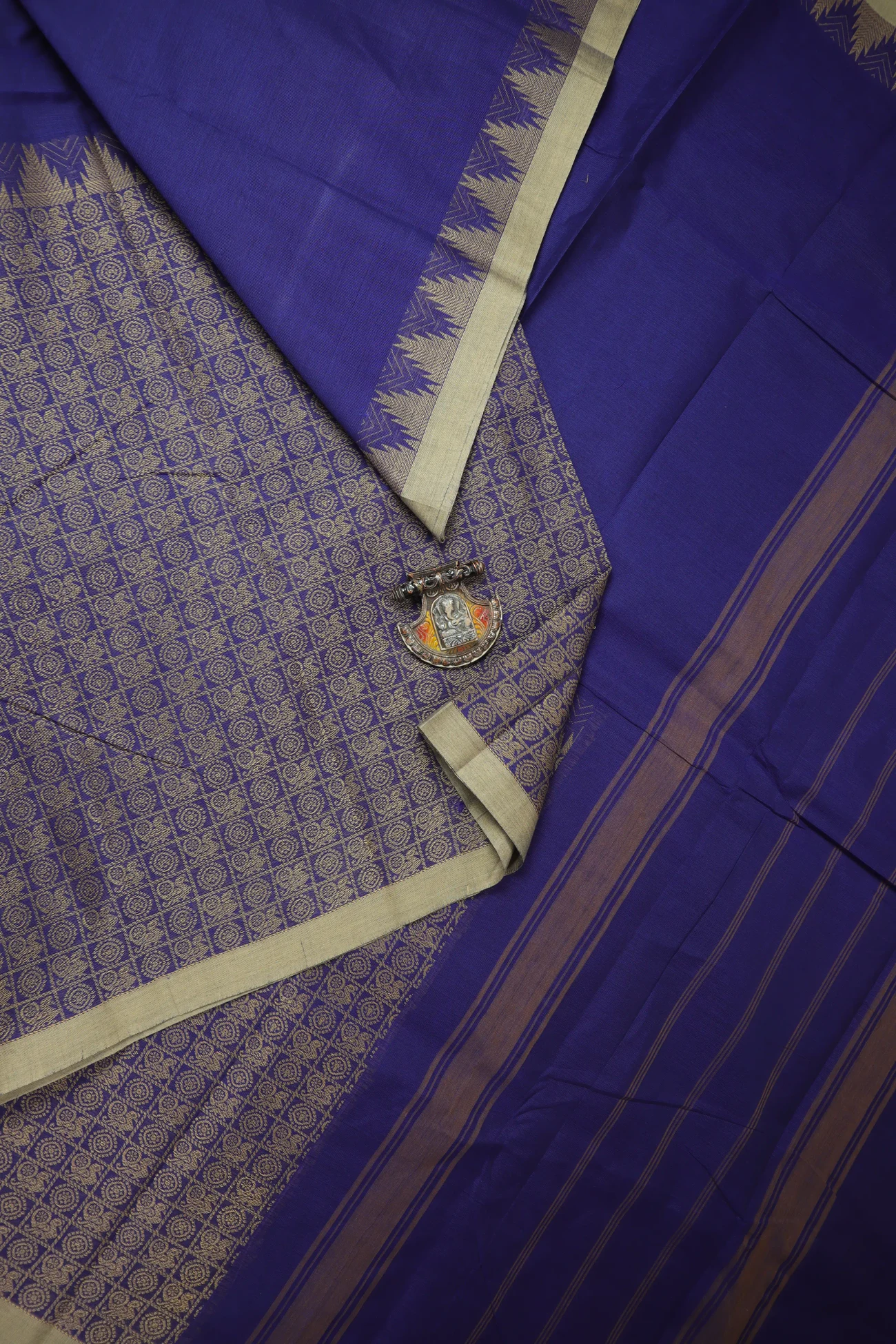 navy-ruthratcham-peacock-kanchi-cotton-saree-uu005538-a