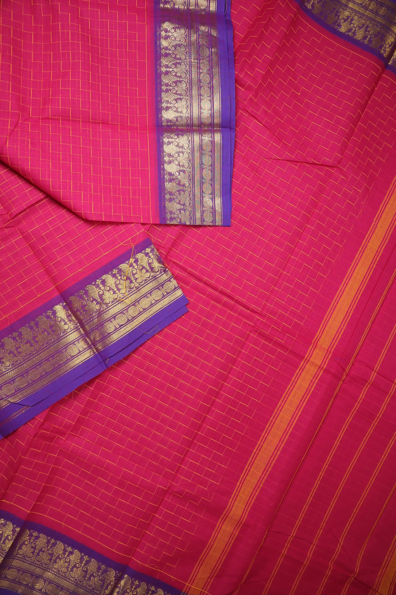 pink-flower-kanchi-cotton-saree-uu005655-b