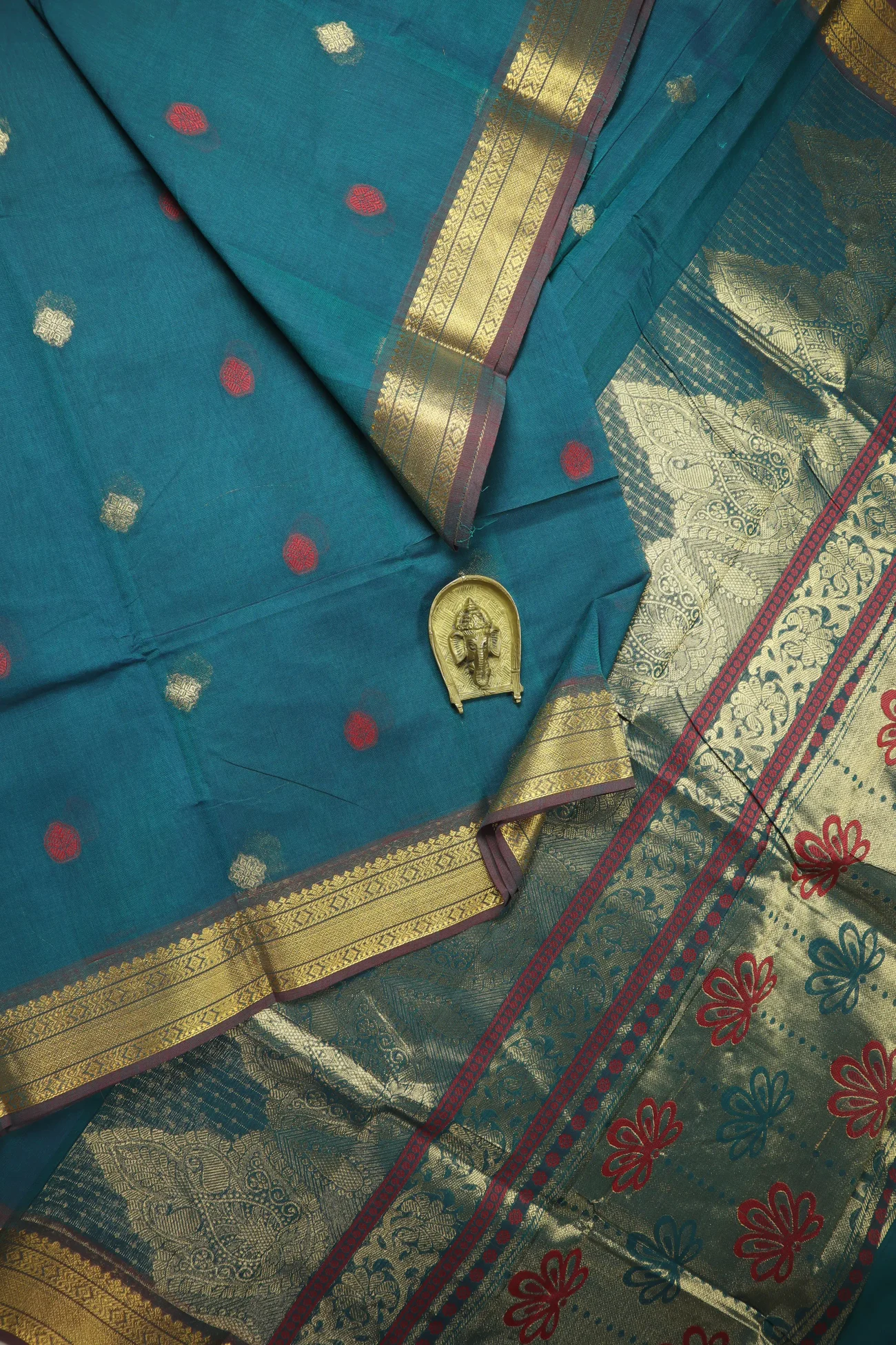 blue-mayil-kan-kanchi-cotton-saree-uu005592-a