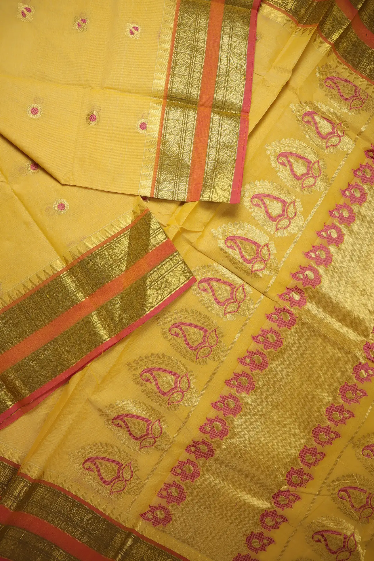 navajo-white-flower-kanchi-cotton-saree-uu005574-b