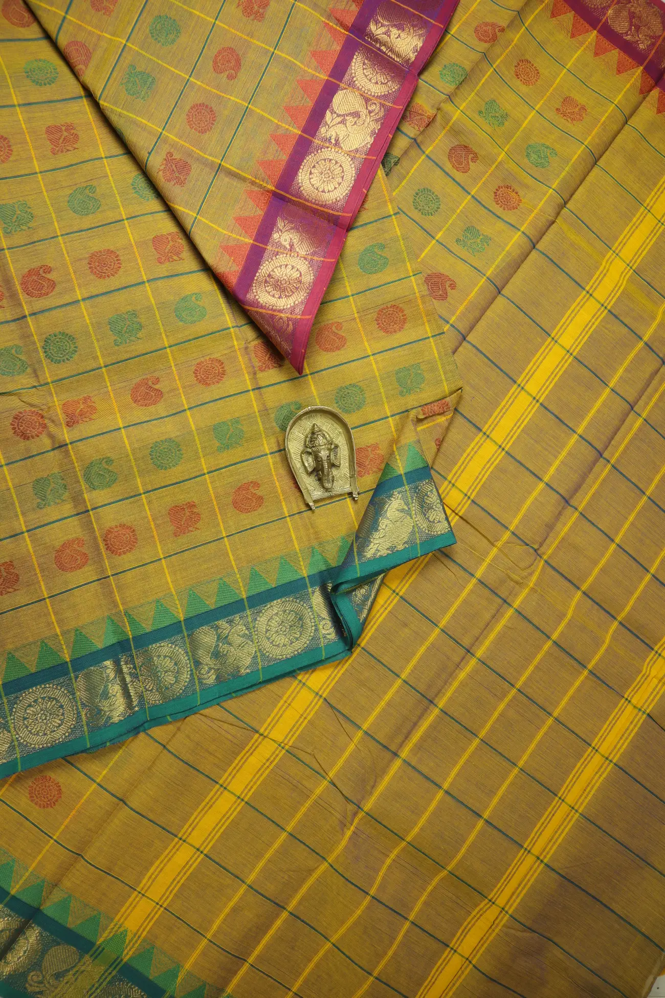 peru-mango-kanchi-cotton-saree-uu005553-a