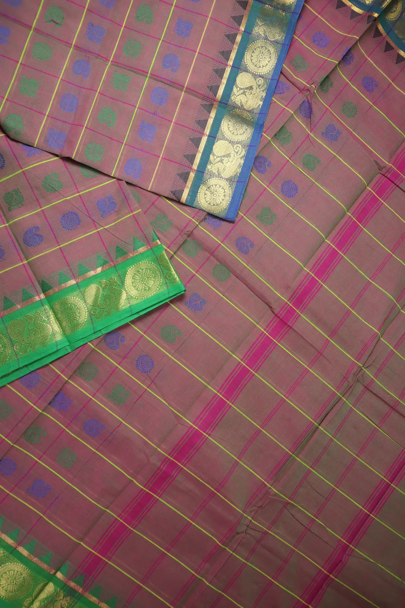 plum-peacock-kanchi-cotton-saree-uu005556-b