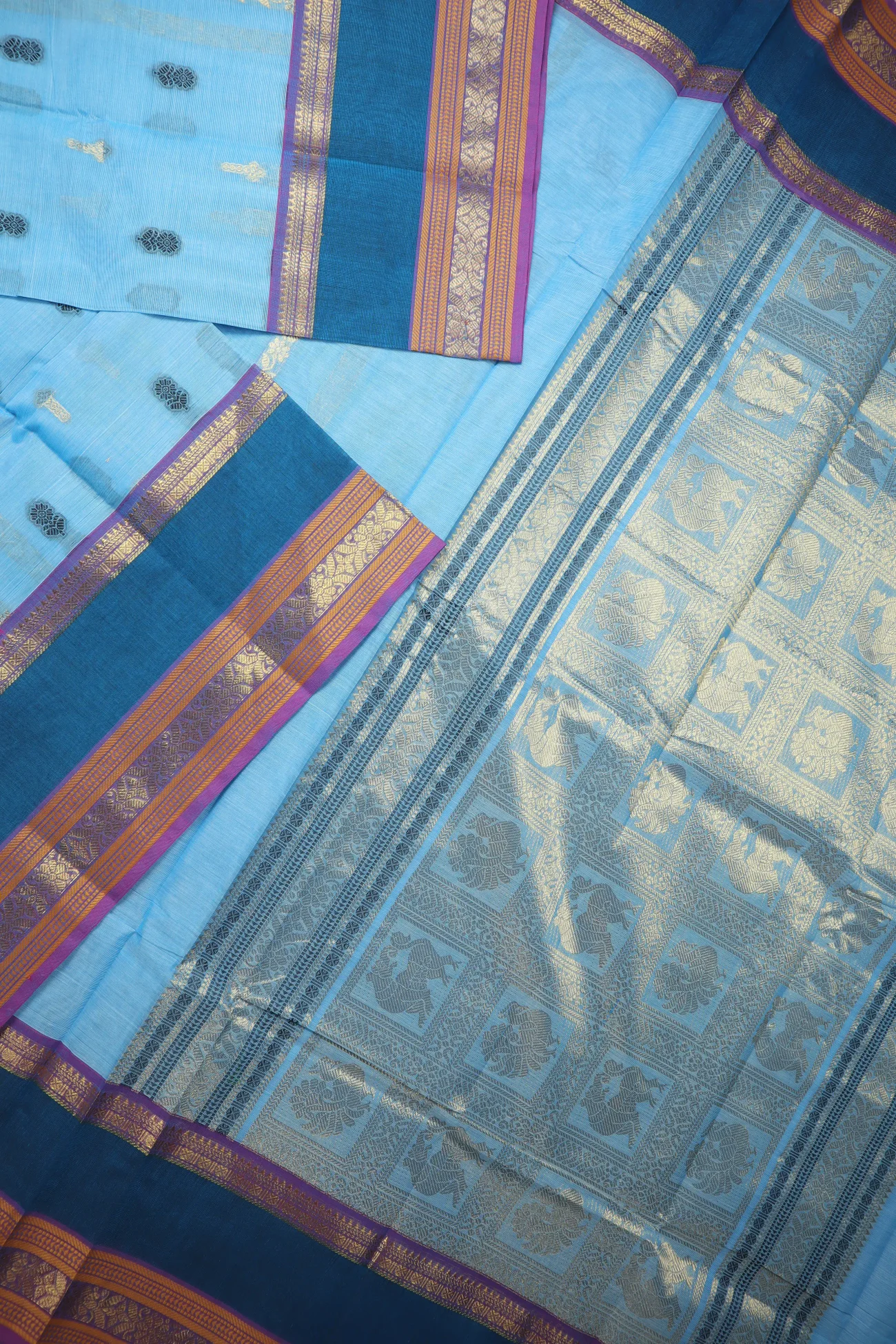 blue-flower-kanchi-cotton-saree-uu005634-b