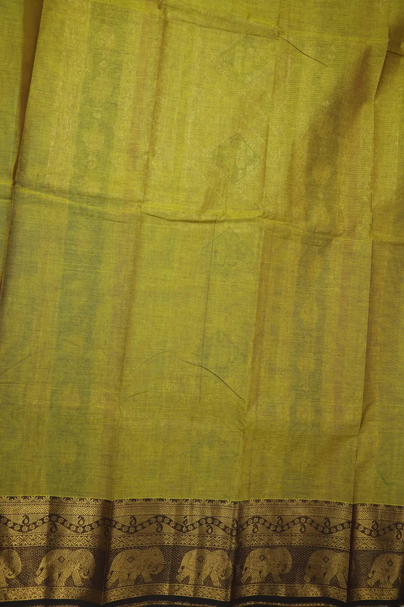 green-elephant-kanchi-cotton-saree-uu005642-d