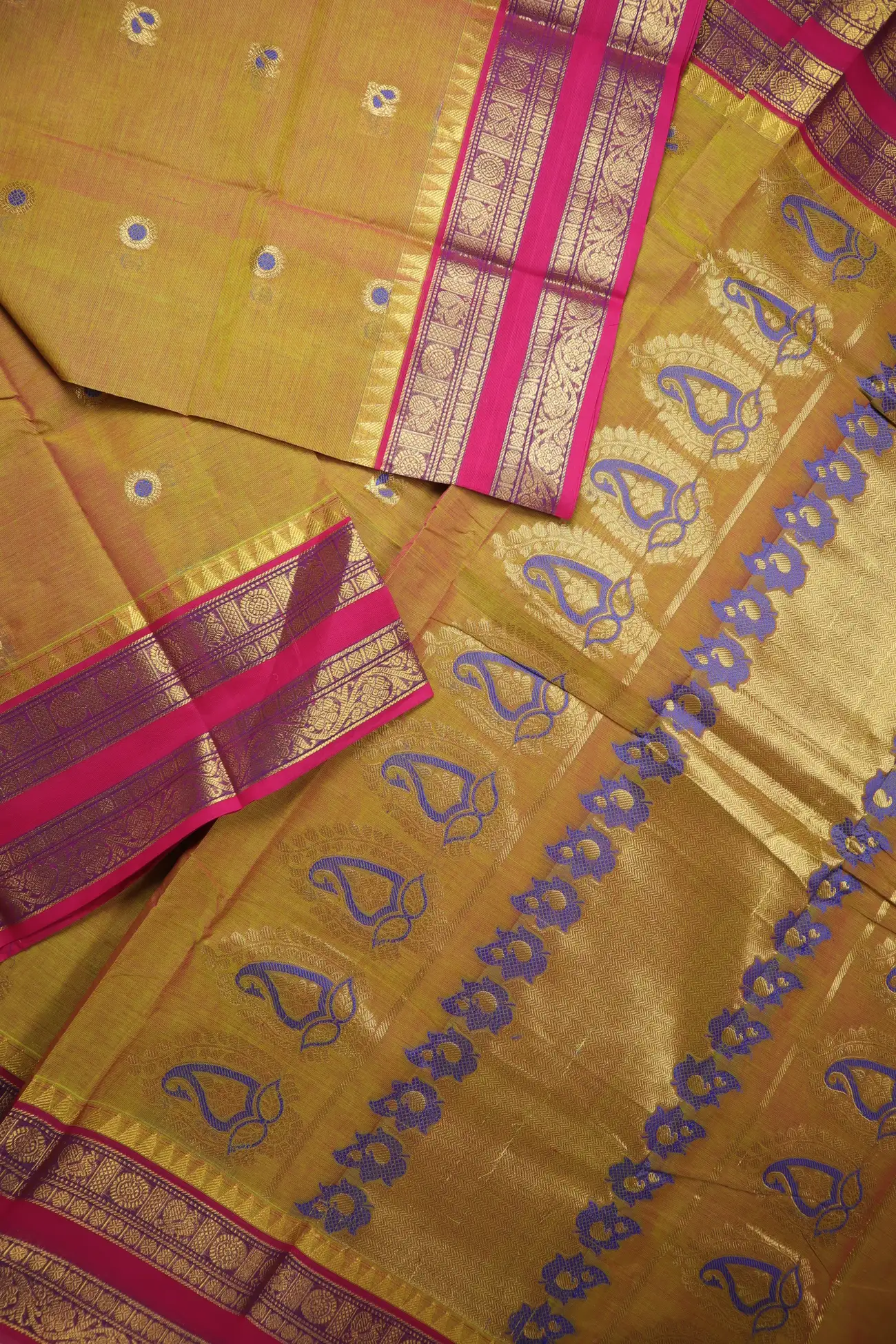 goldenrod-peacock-kanchi-cotton-saree-uu005577-b