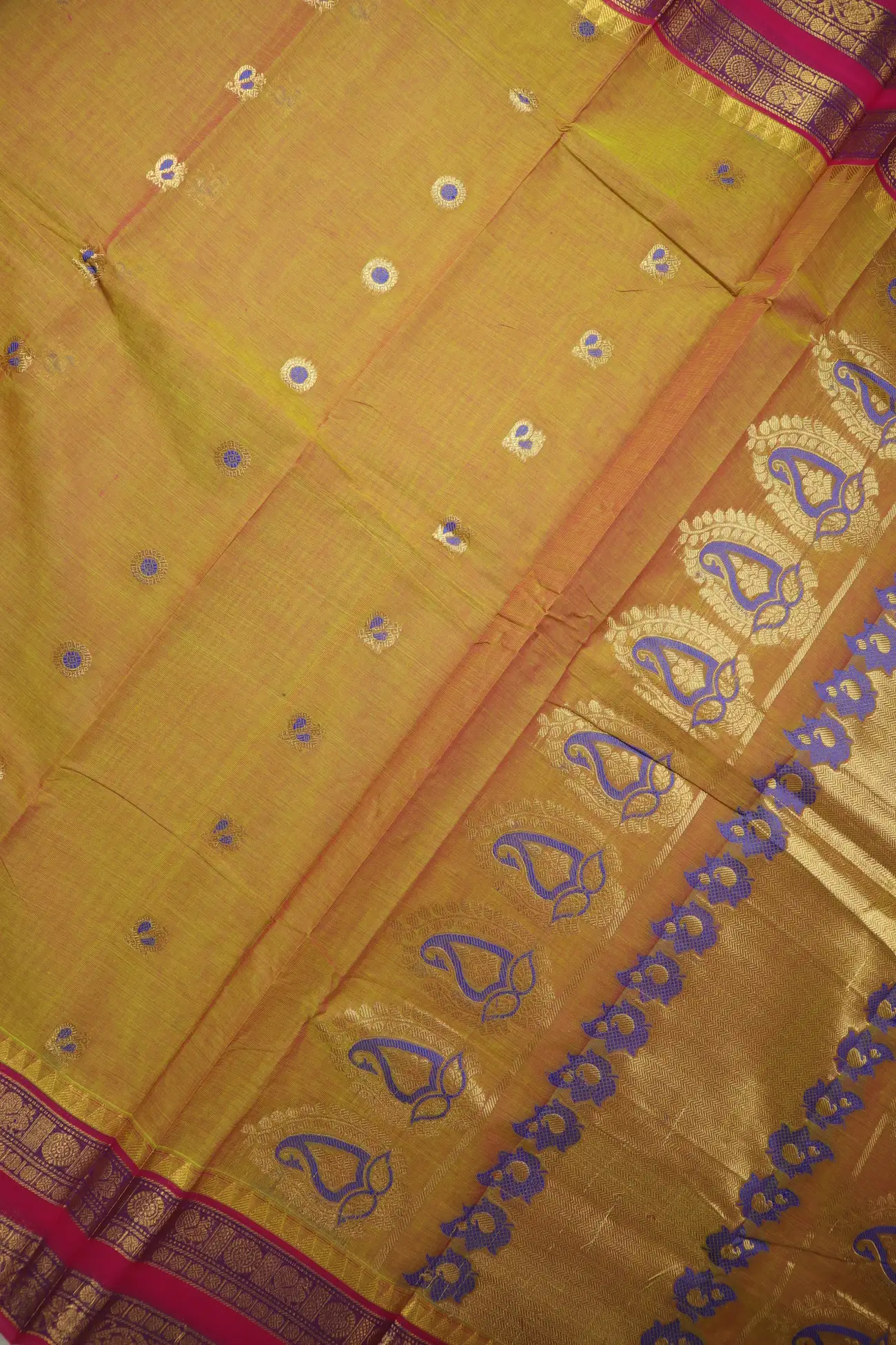 goldenrod-peacock-kanchi-cotton-saree-uu005577-c