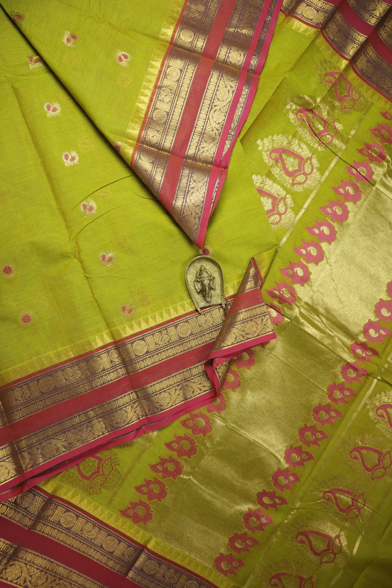 green-peacock-kanchi-cotton-saree-uu005575-a
