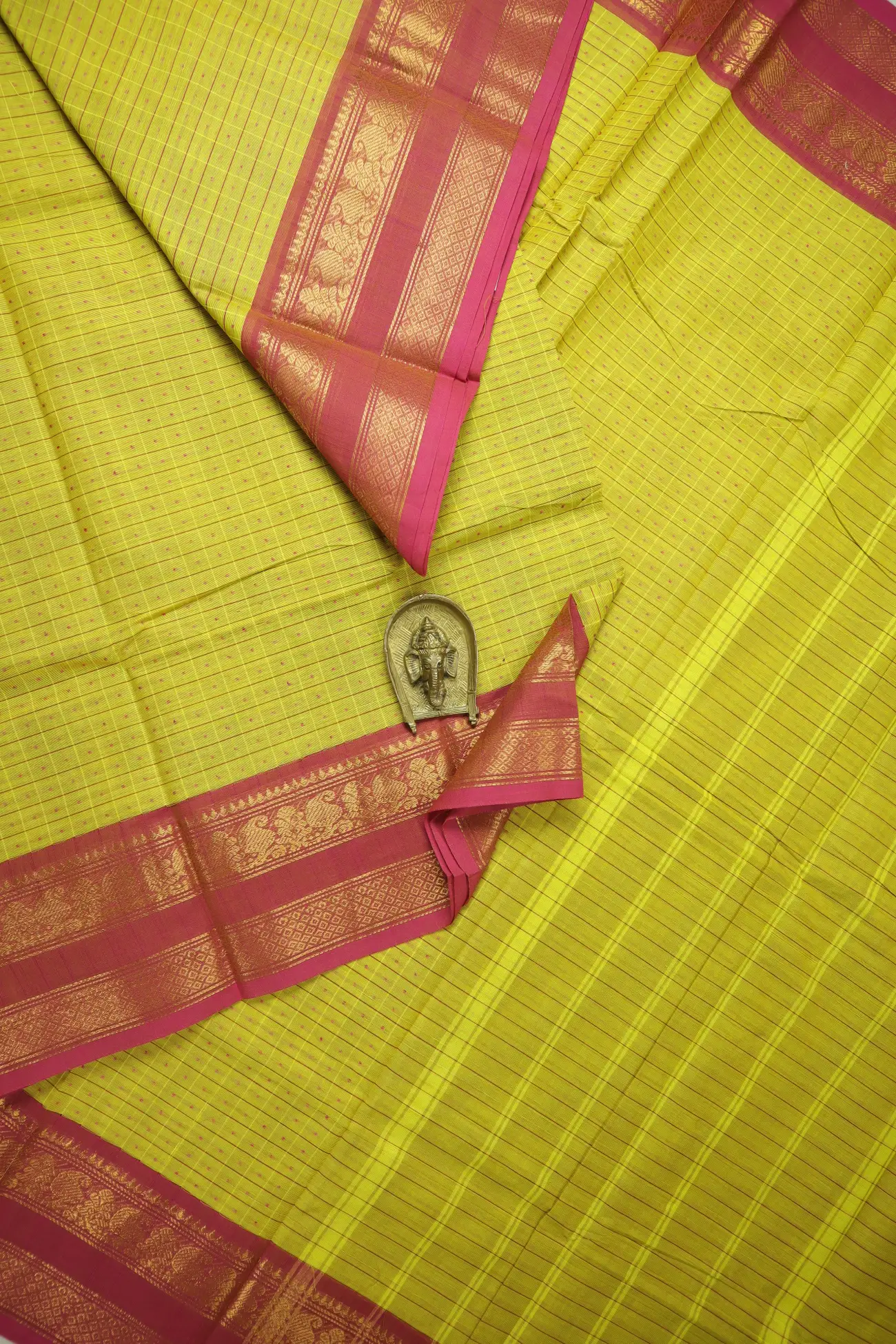 yellow-laksha-deepam-kanchi-cotton-saree-uu005647-a
