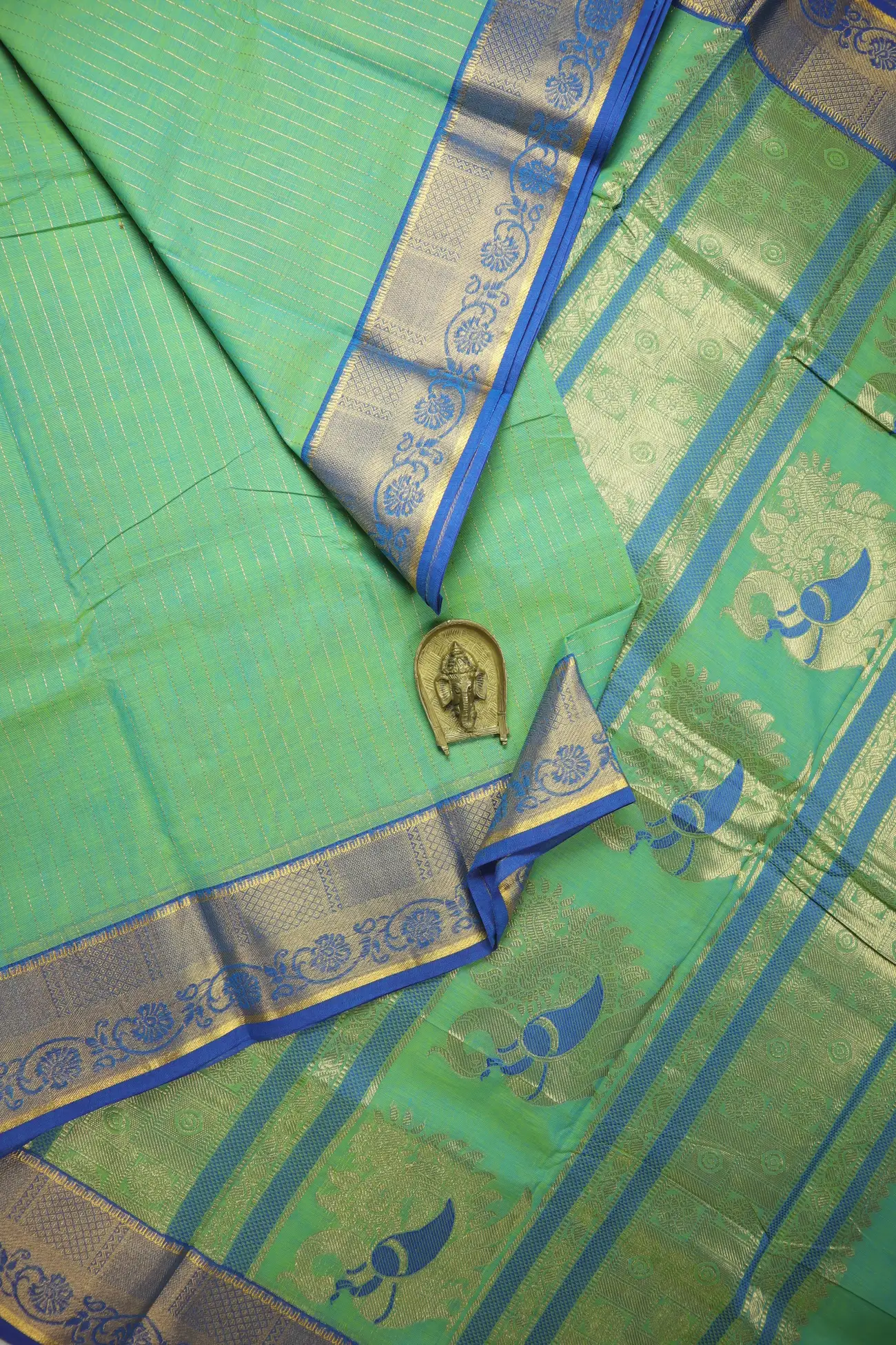 aquamarine-vertical-stripes-kanchi-cotton-saree-uu005621-a
