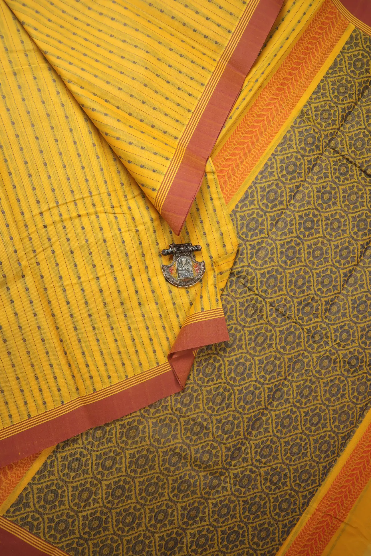 yellow-mango-coimbatore-cotton-saree-cbe000518-a