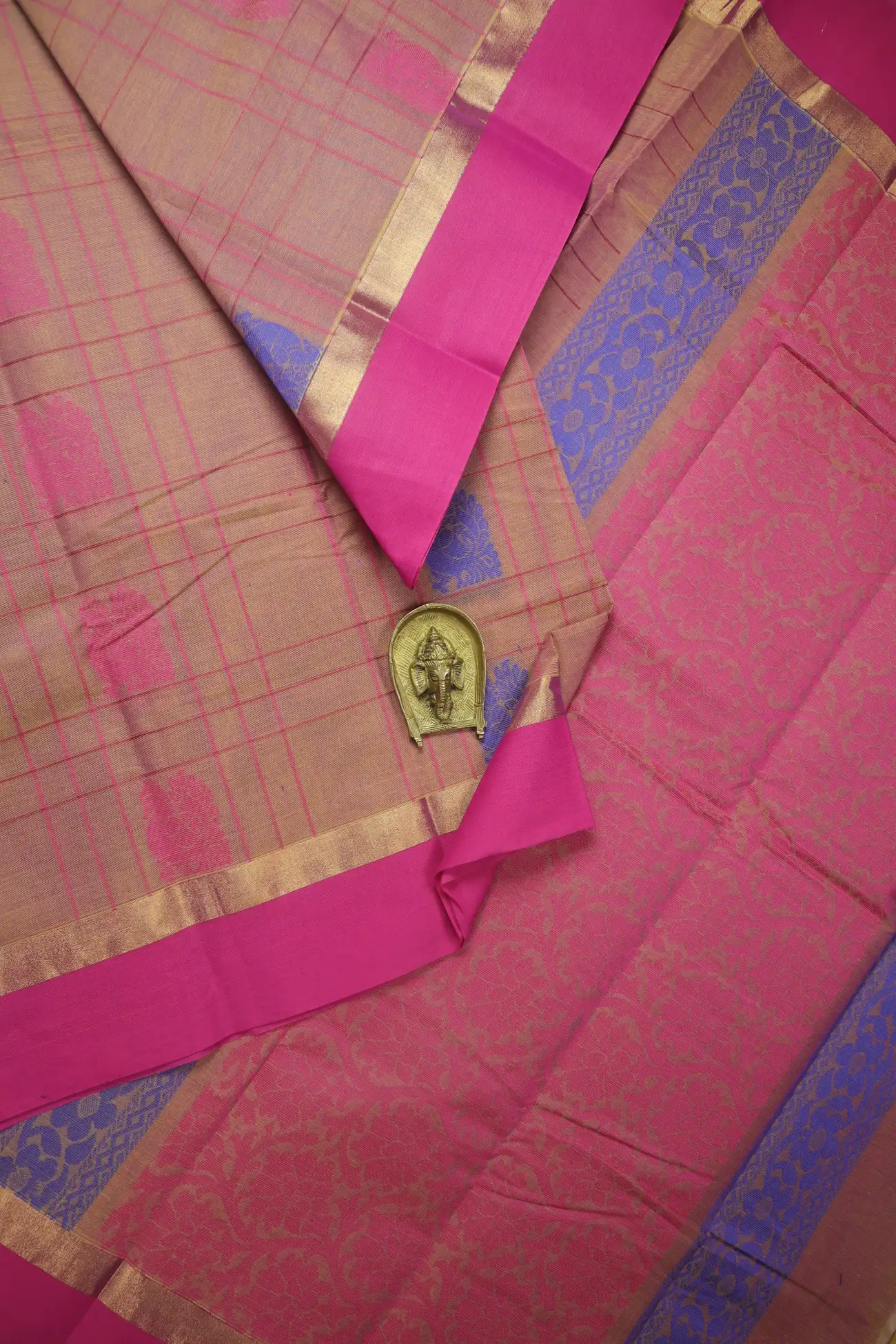 indian-red-peacock-coimbatore-cotton-saree-cbe000566-a