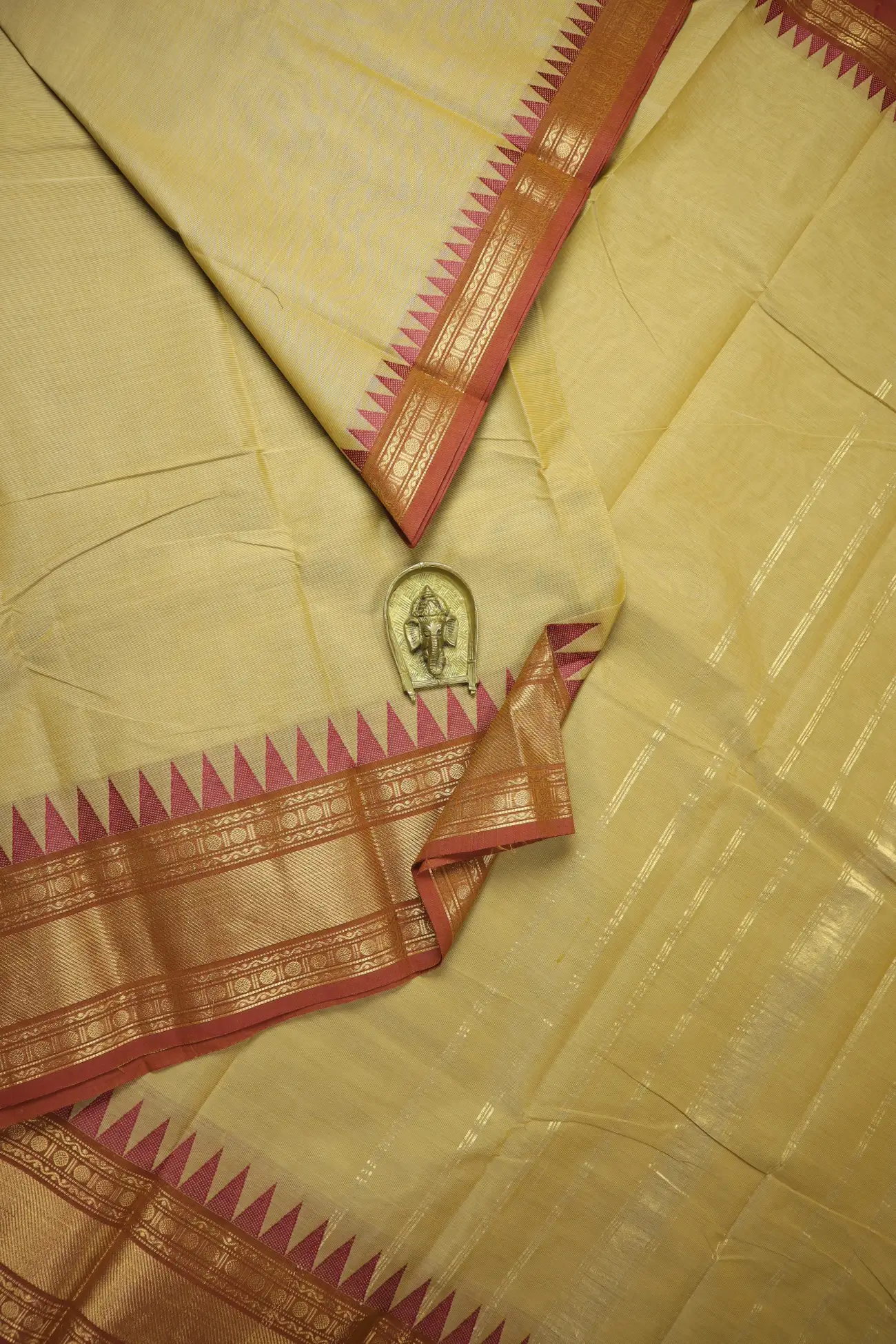 dim-gray-temple-ruthratcham-grand-chettinad-saree-gc002537-a