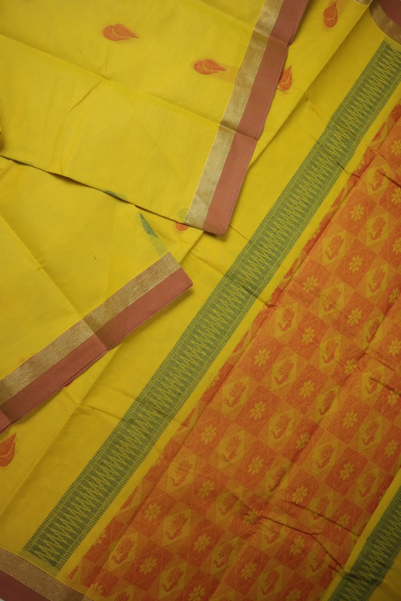 mustard-sangu-poo-coimbatore-cotton-saree-cbe000545-b