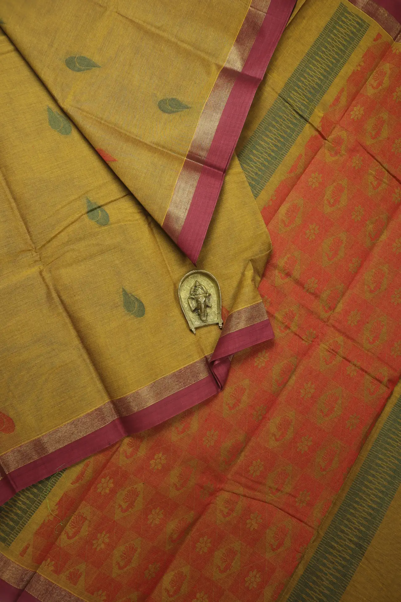 brown-sangu-poo-coimbatore-cotton-saree-cbe000556-a