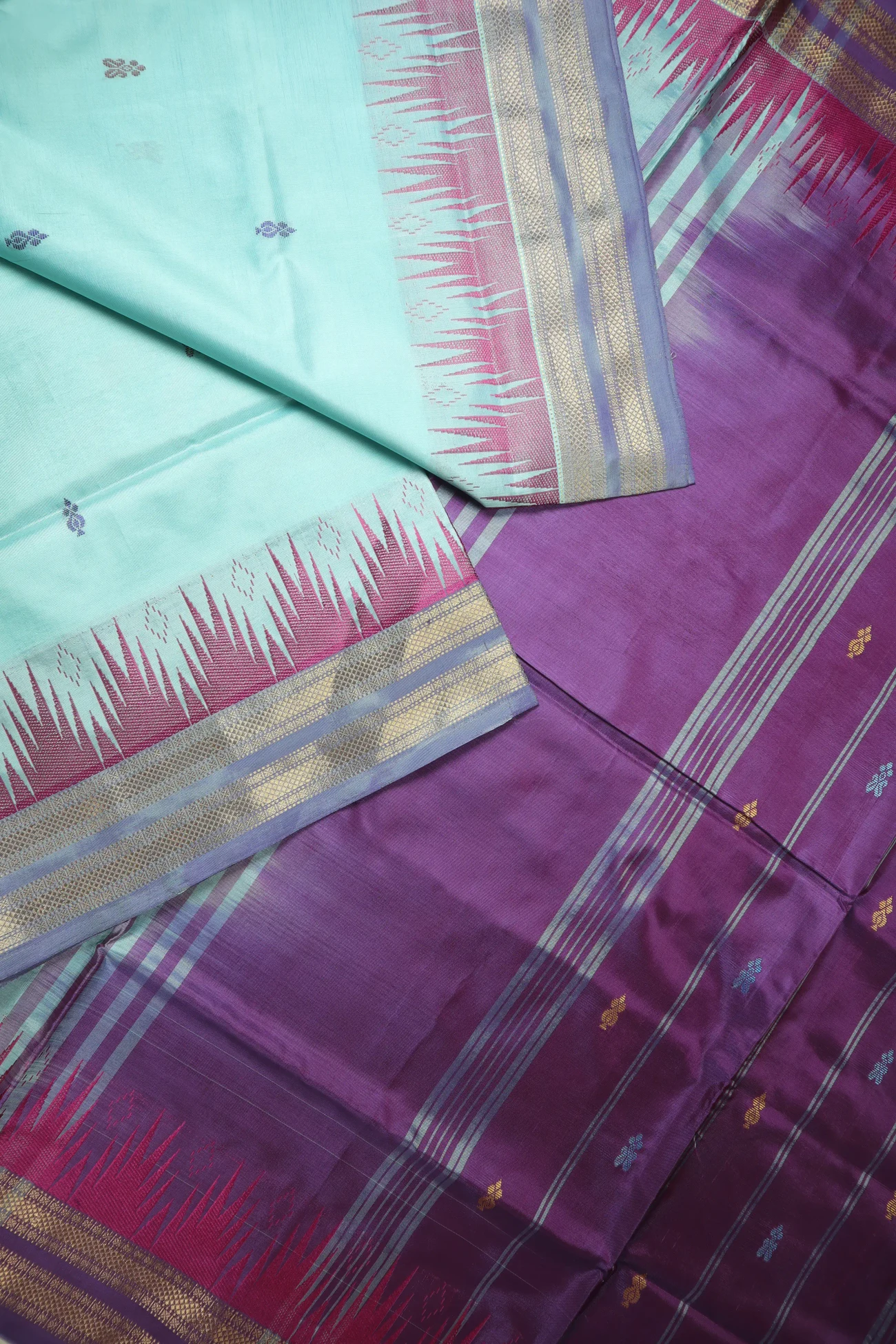 light-sky-blue-thalampoo-reku-banana-pith-silk-saree-bps000609-b