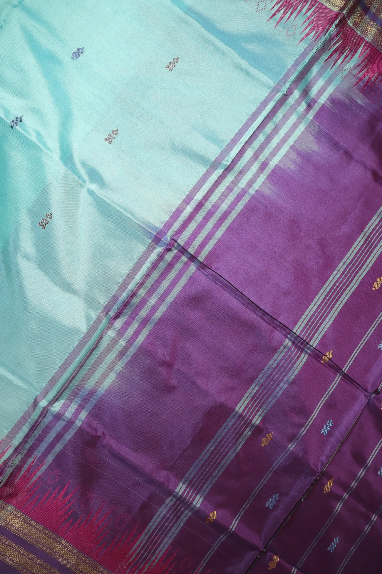 light-sky-blue-thalampoo-reku-banana-pith-silk-saree-bps000609-c