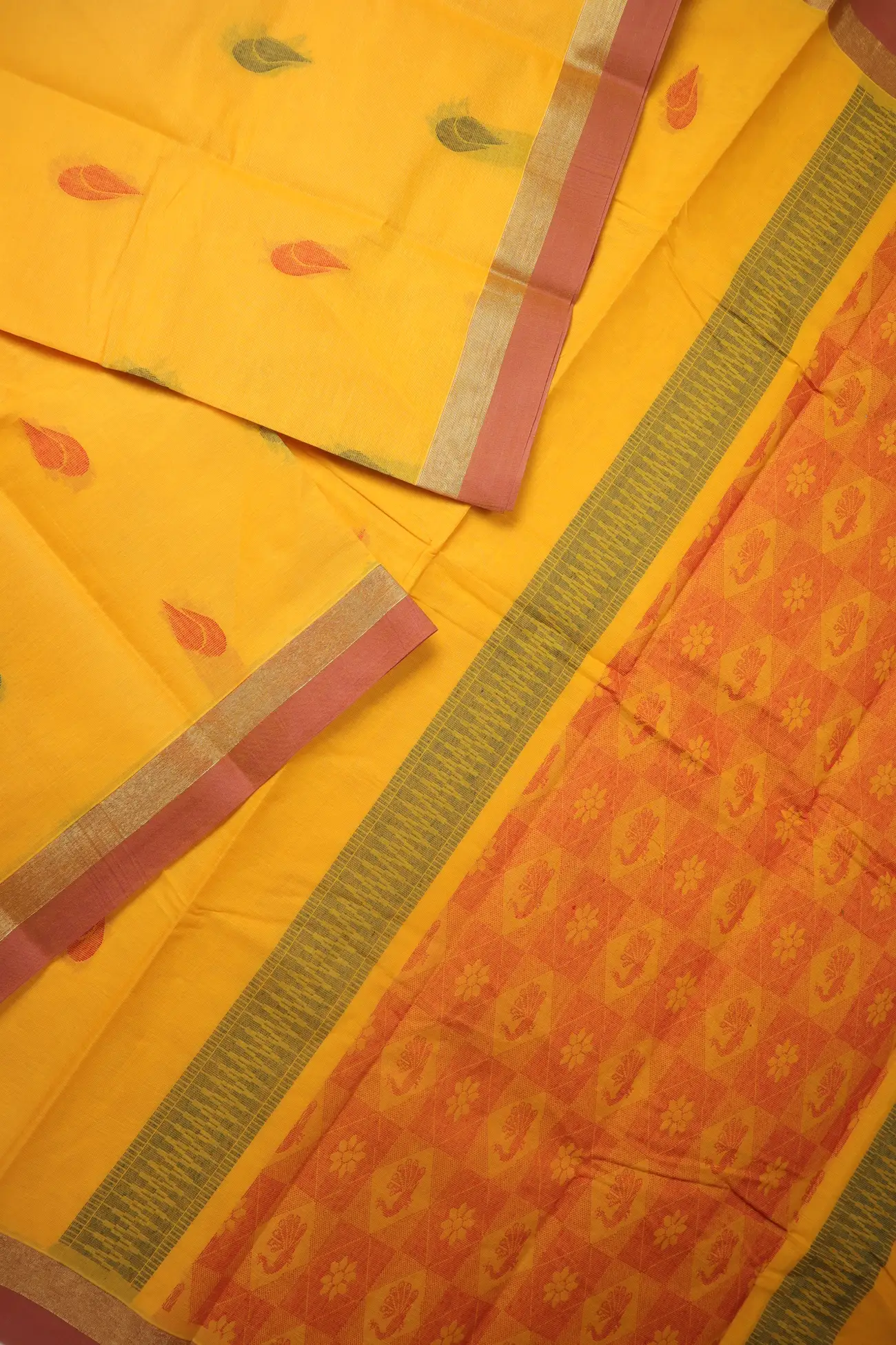orange-red-sangu-poo-coimbatore-cotton-saree-cbe000554-b